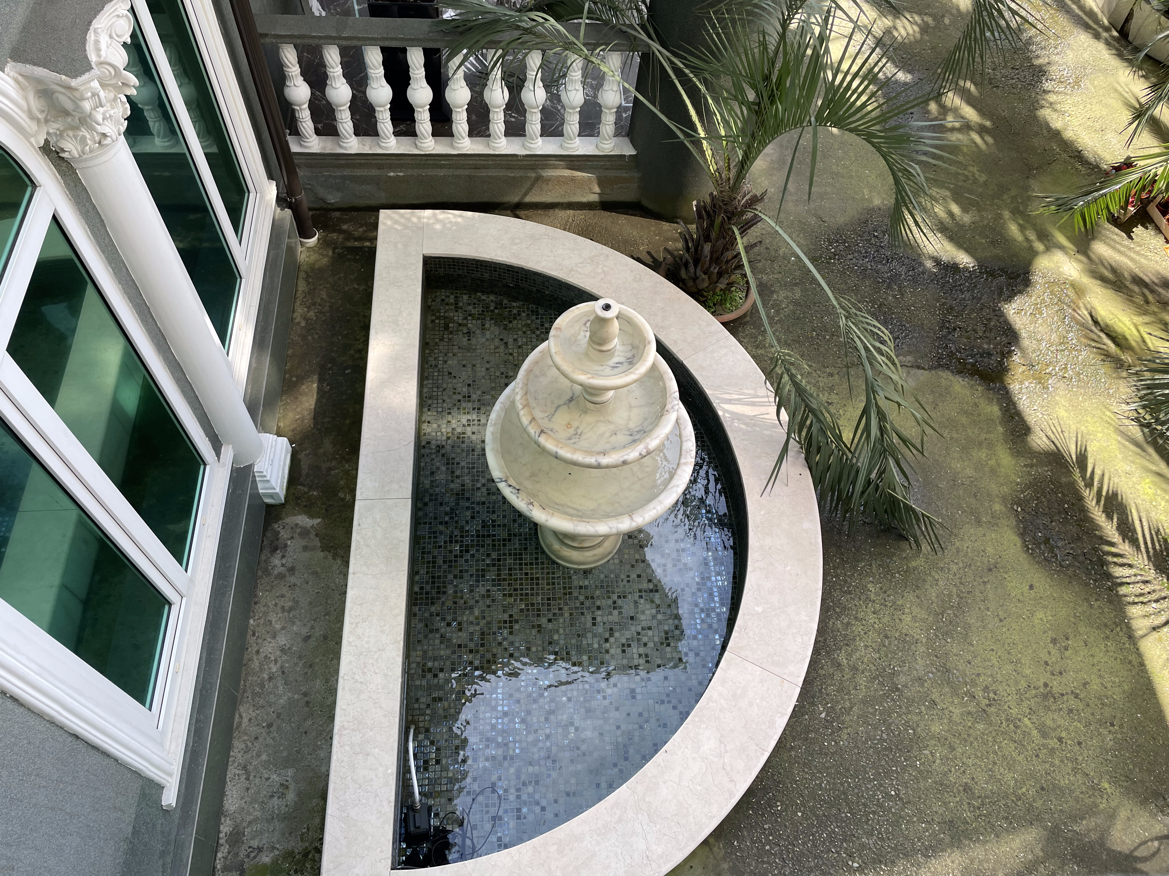 Двухместная улучшенная комната с балконом и видом во внутренний двор