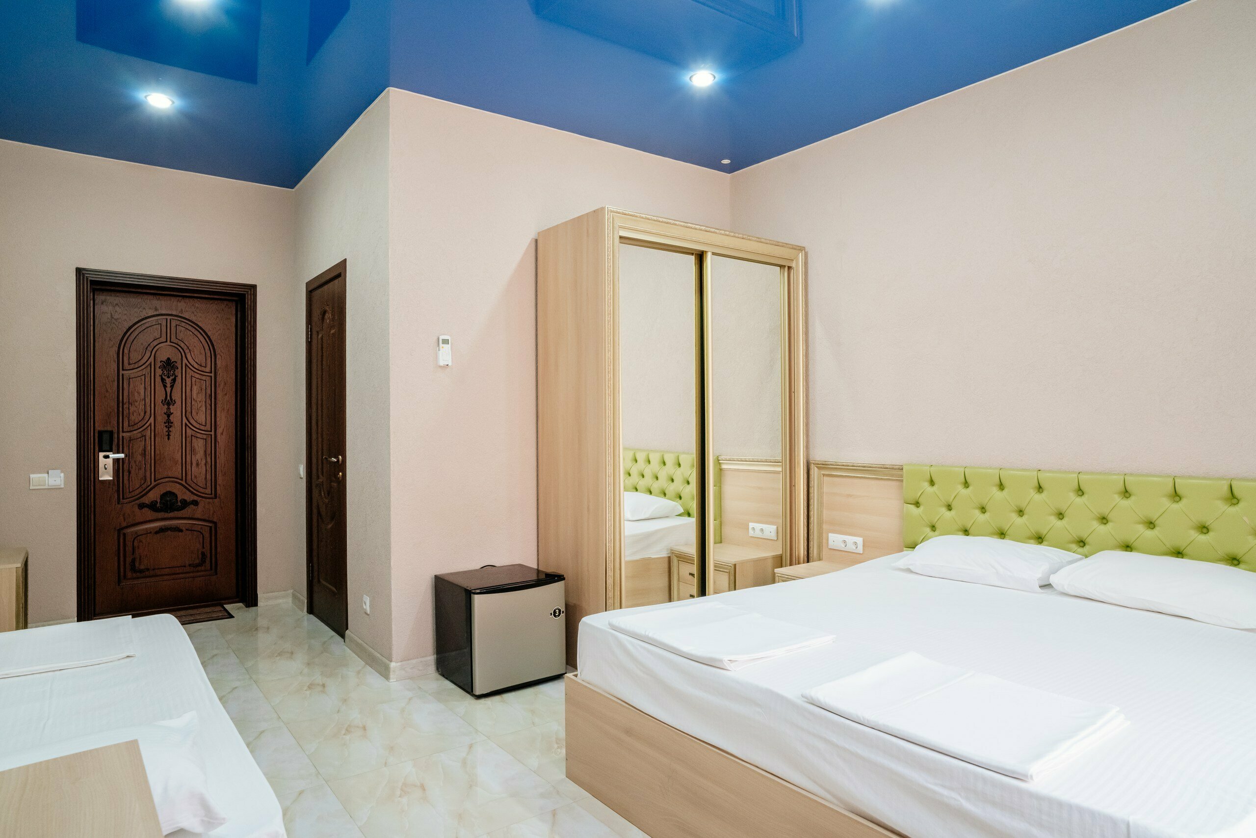 Трехместный полулюкс