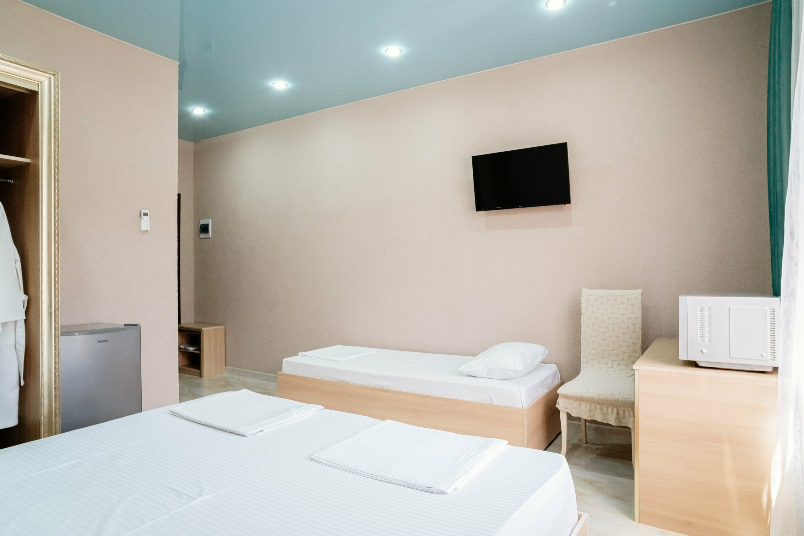 Трехместный люкс