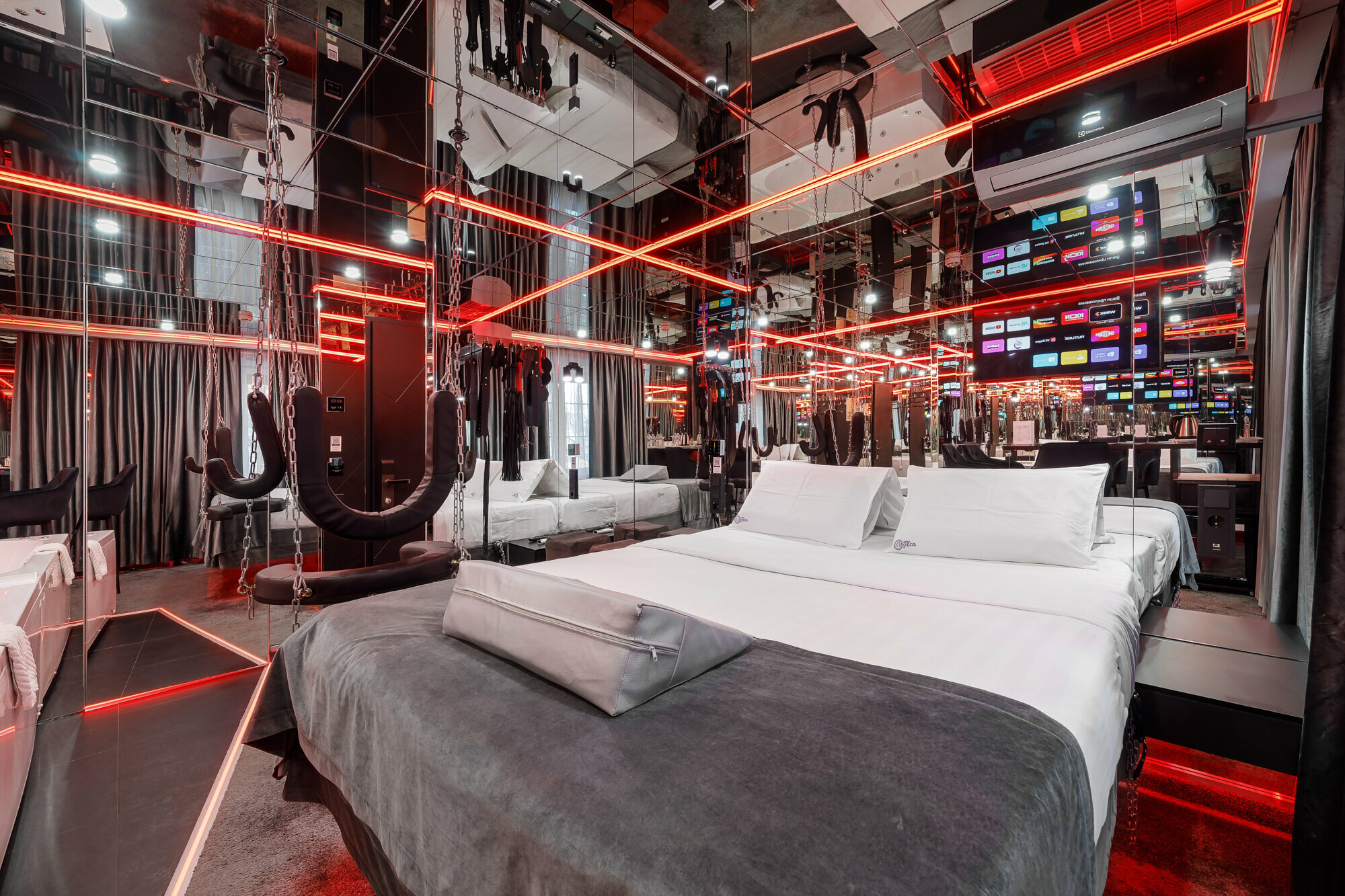 Улучшенный двухместный номер с 1 кроватью