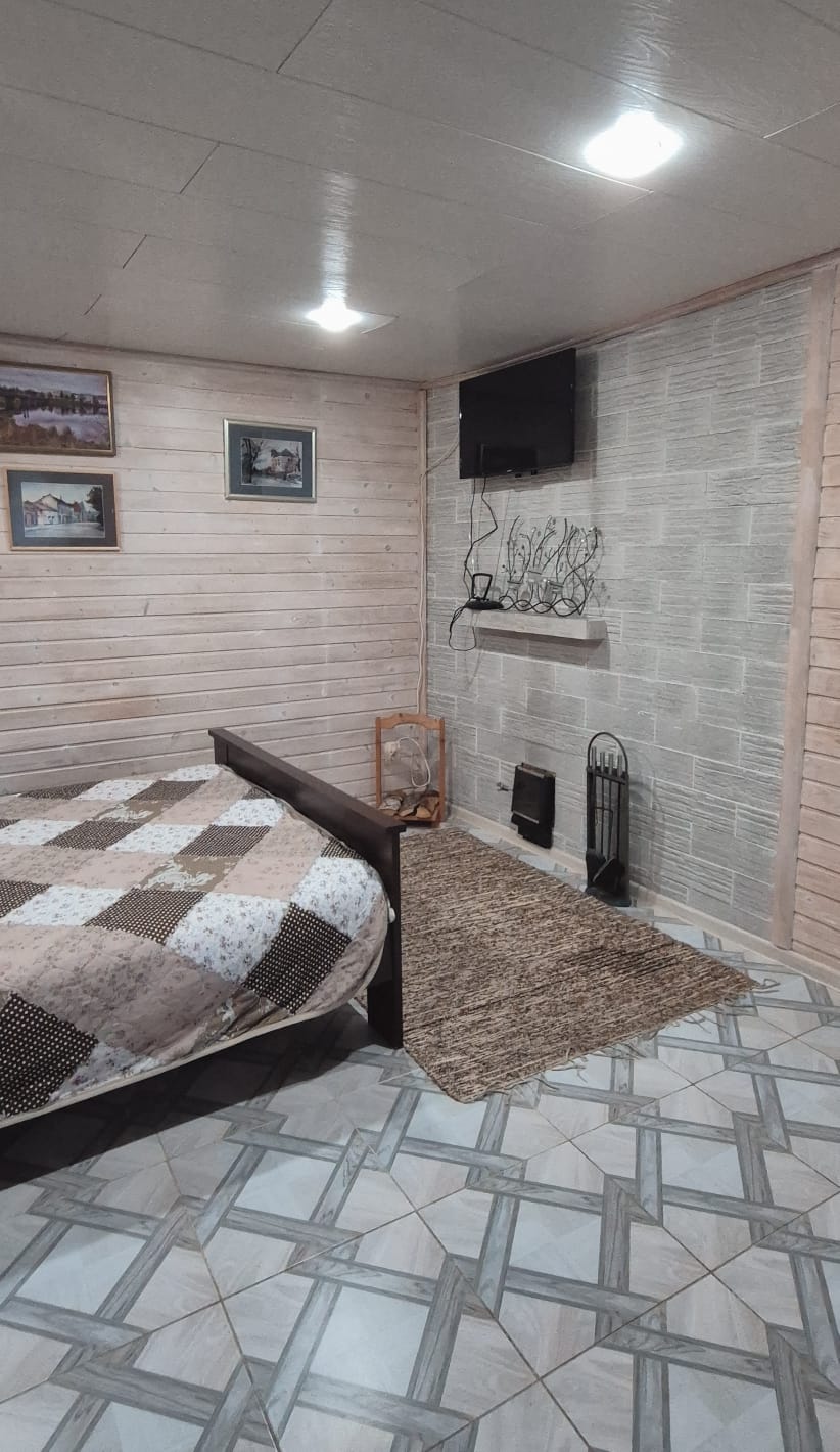 Трехместный номер с основными удобствами