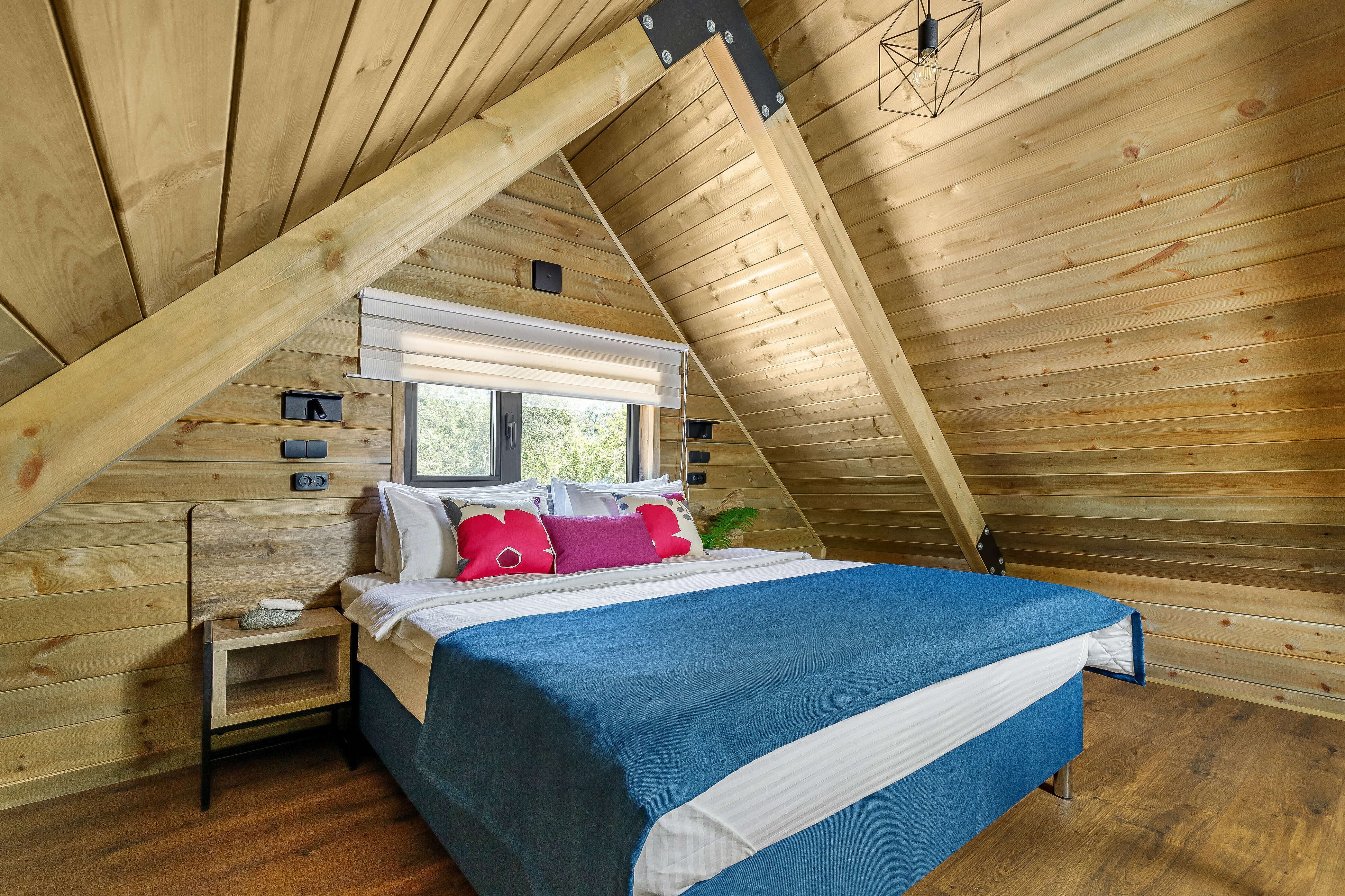 Четырехместный номер с видом на сад