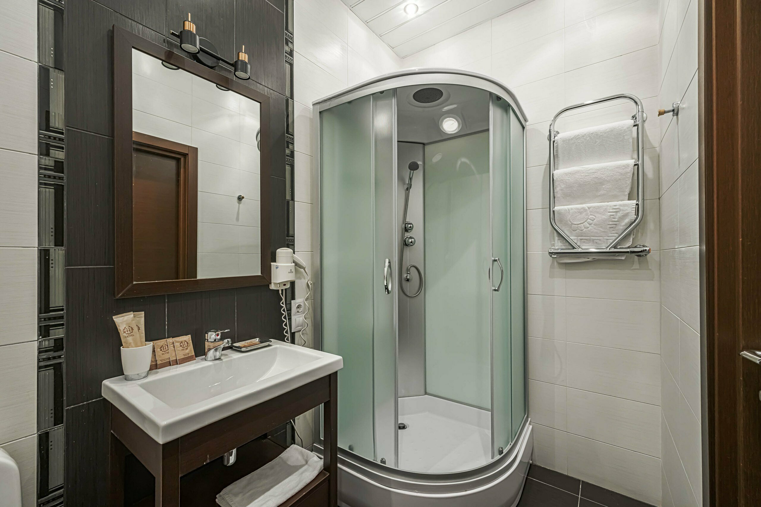 Улучшенный трехместный номер