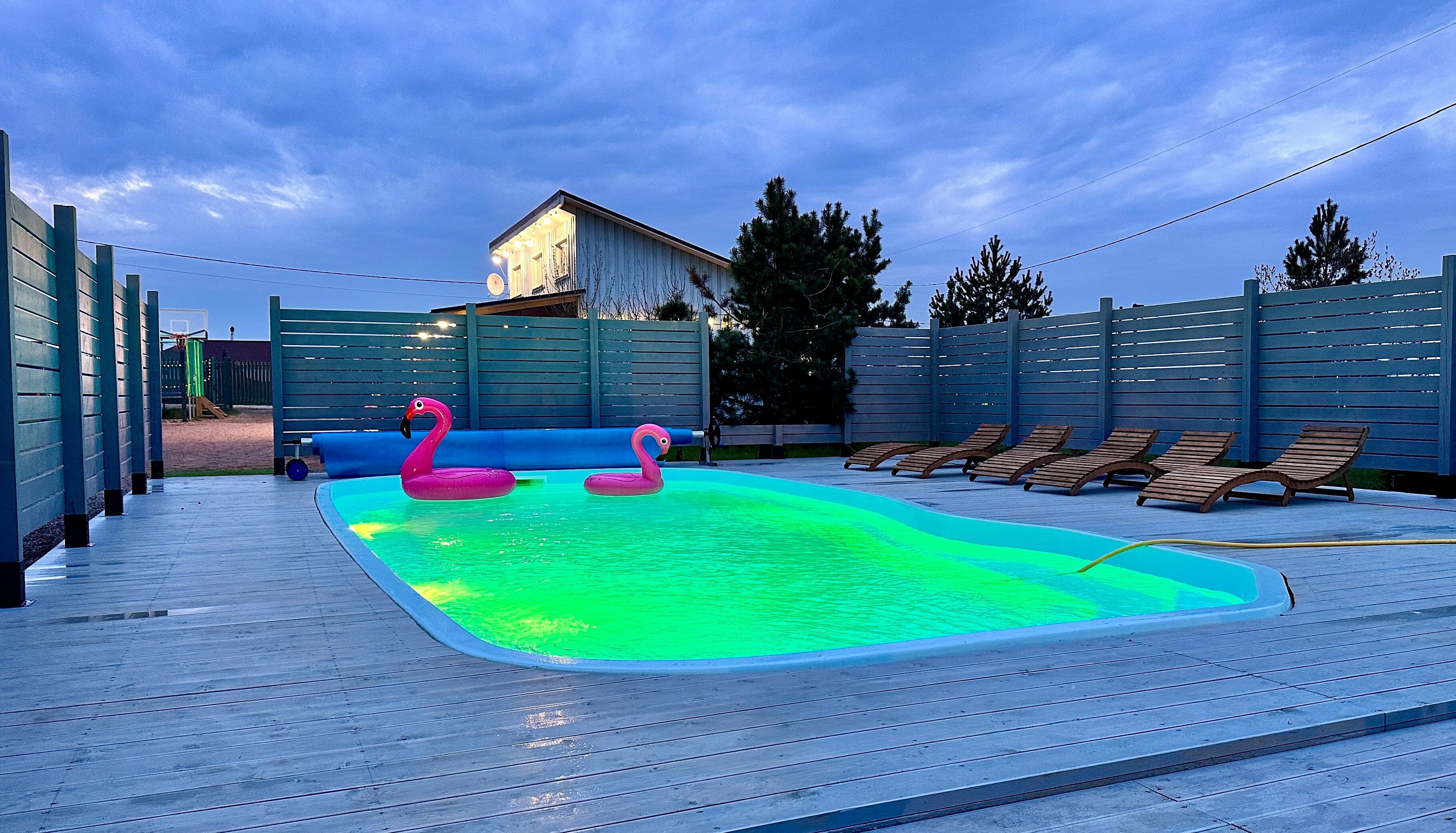 Коттедж с видом на озеро