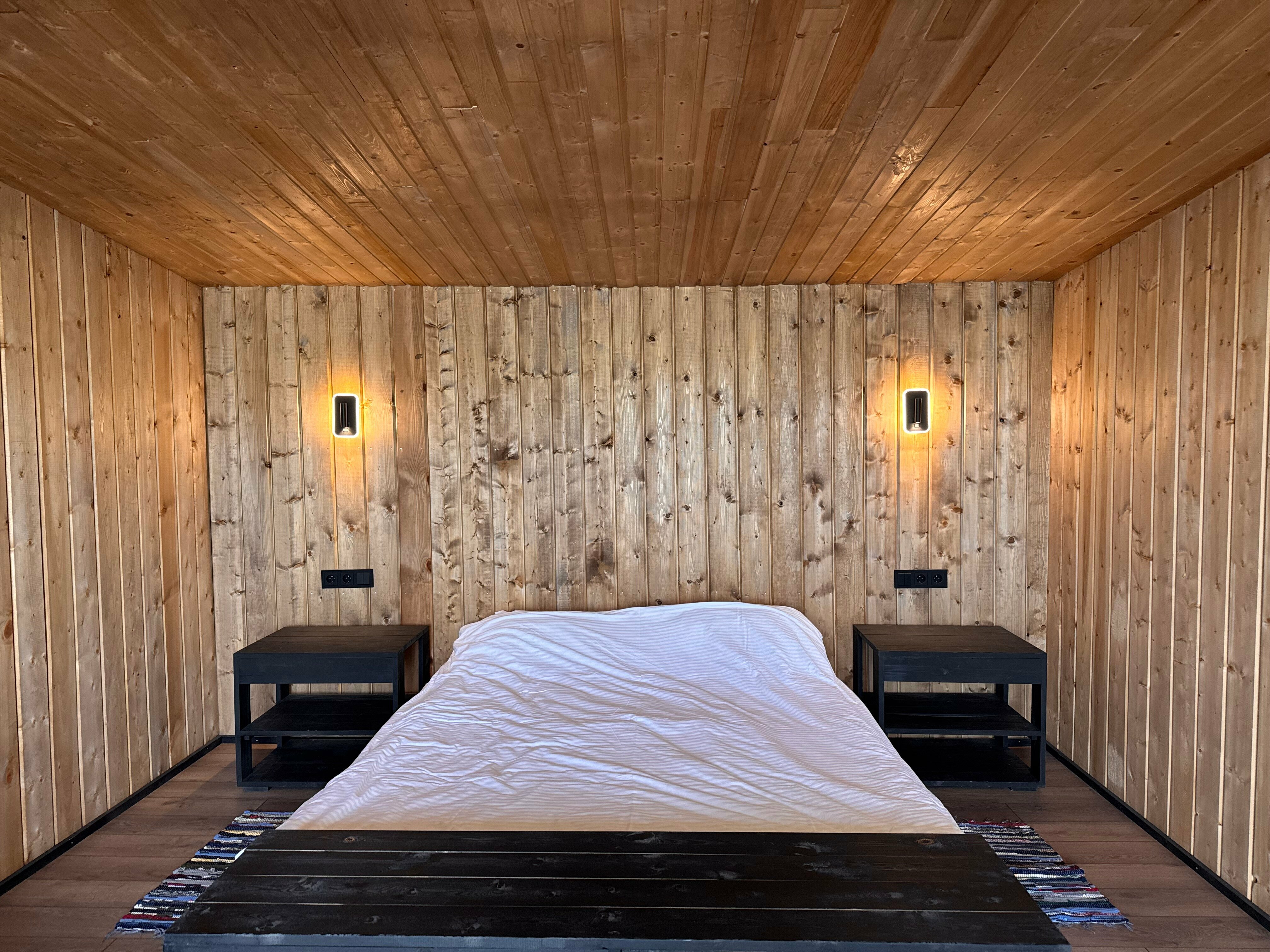 Коттедж с видом на озеро