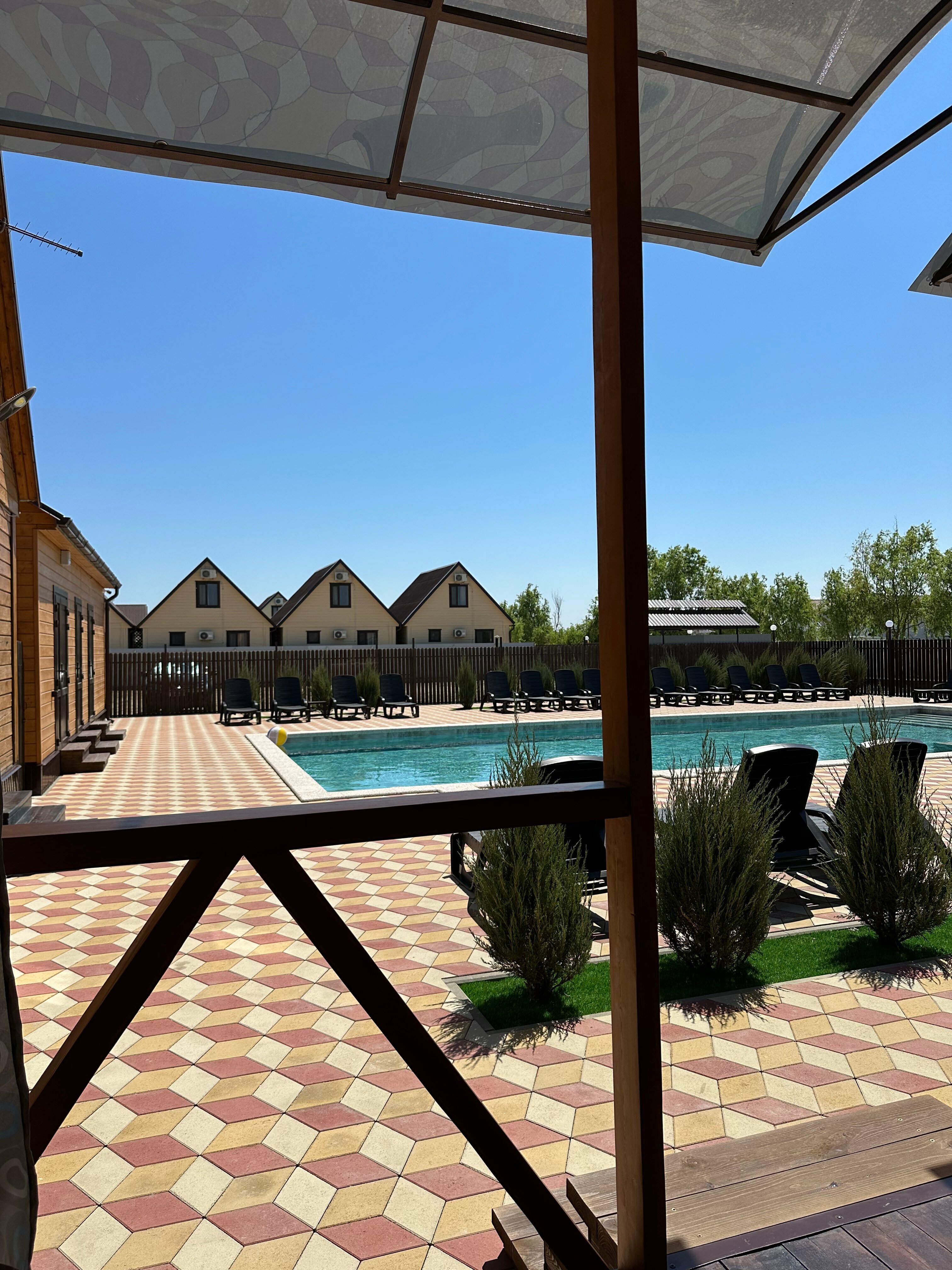 Апартаменты с видом на бассейн