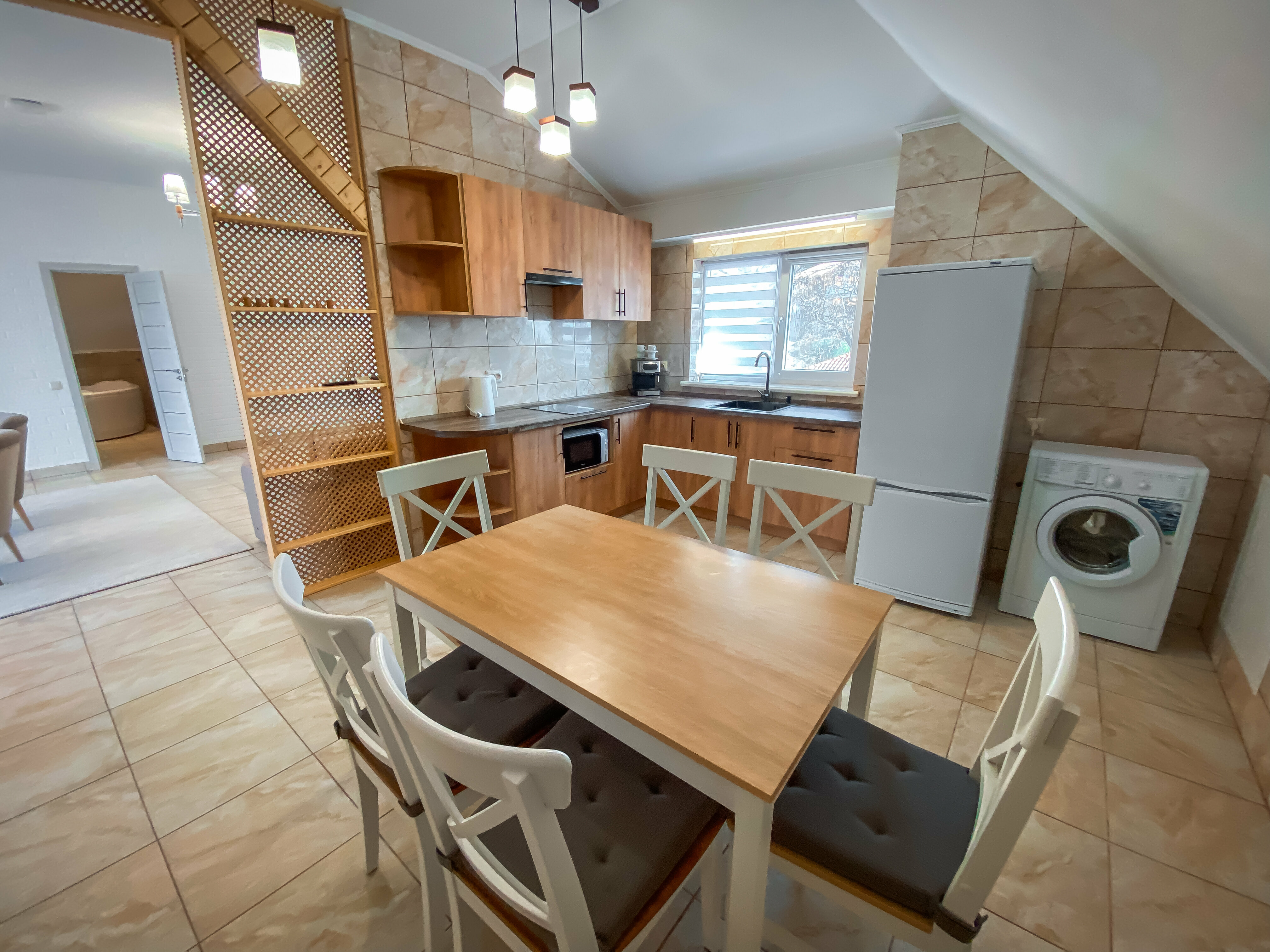 3-комнатные на мансардном этаже с  видом на море