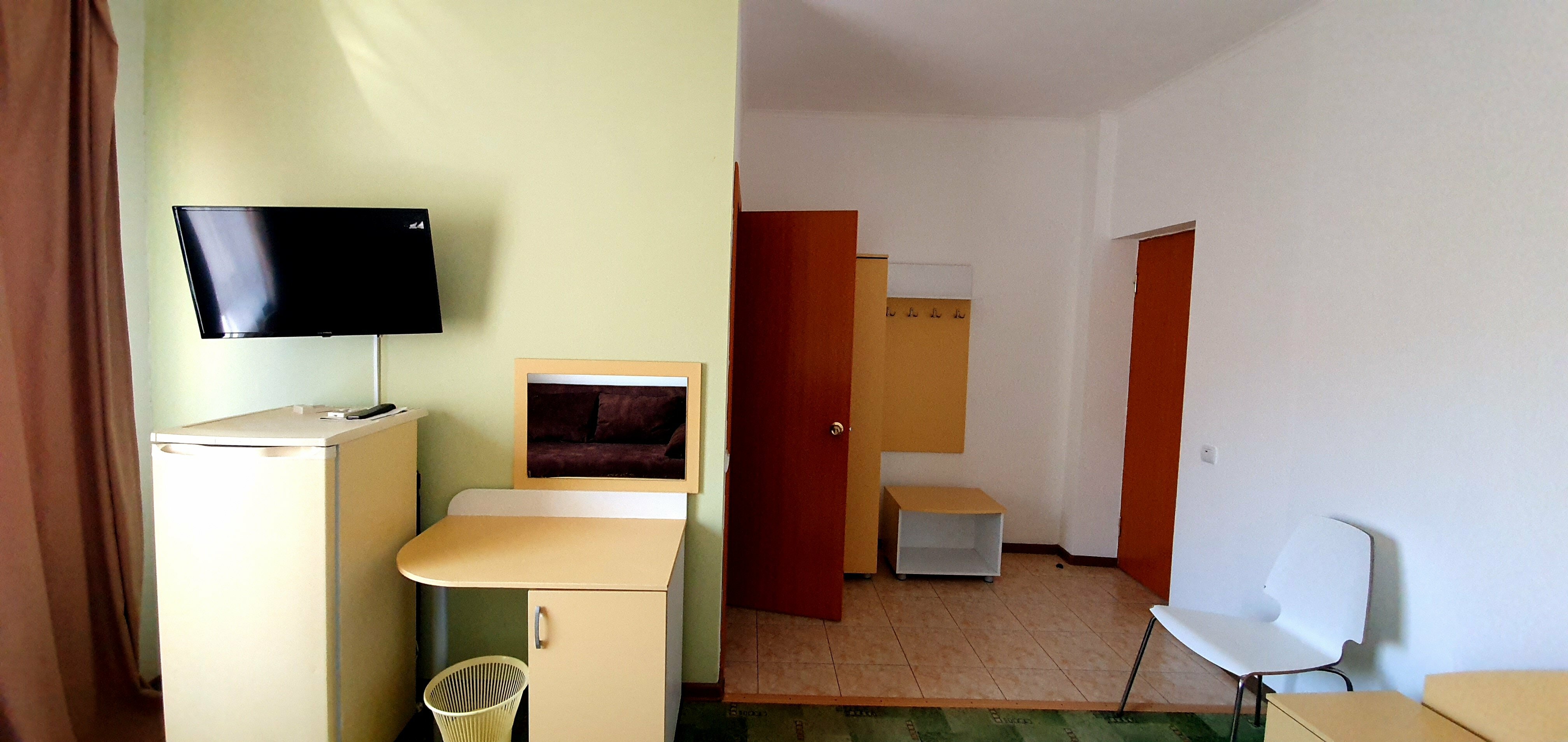 Трехместный номер с балконом