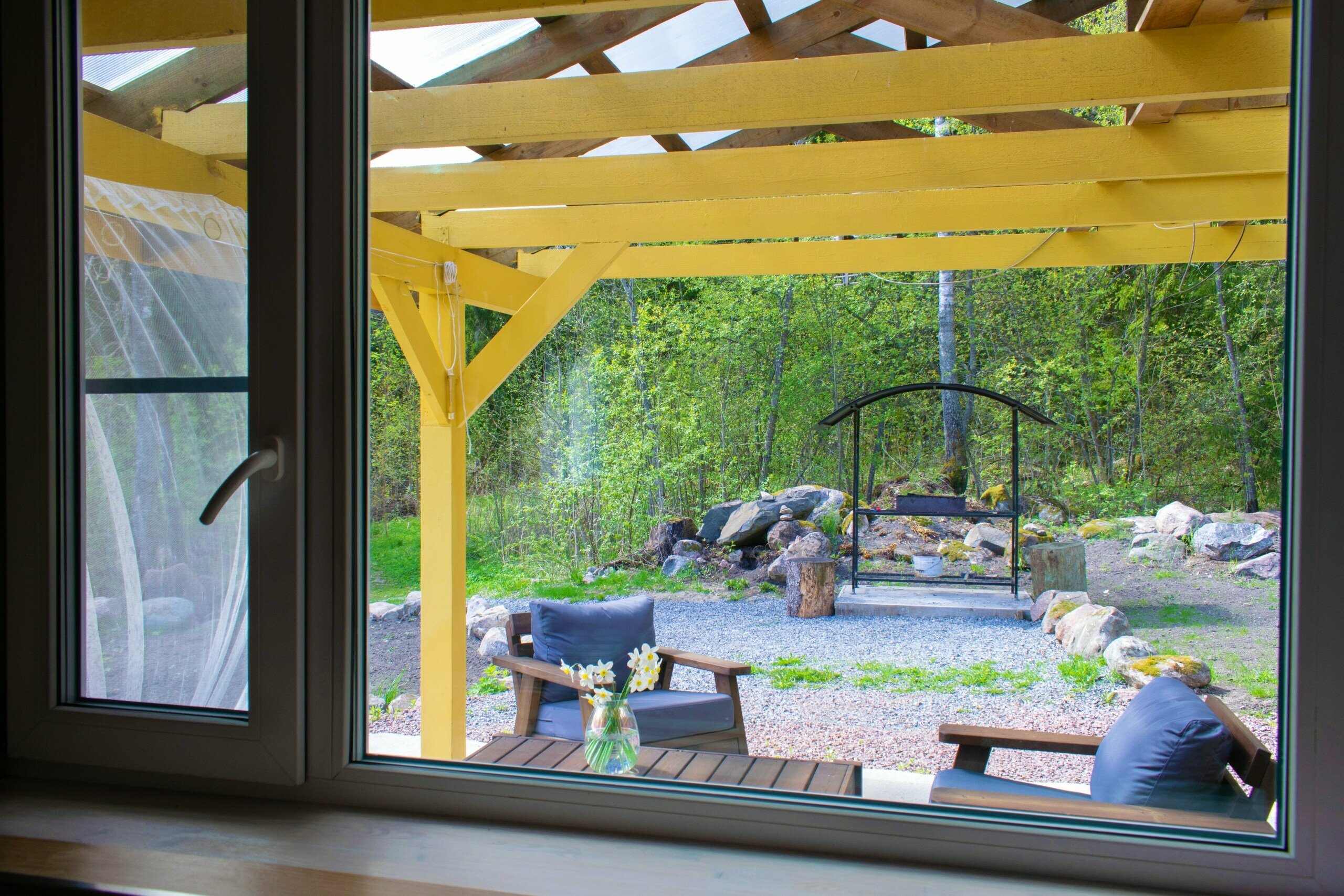 Дом с видом на лес