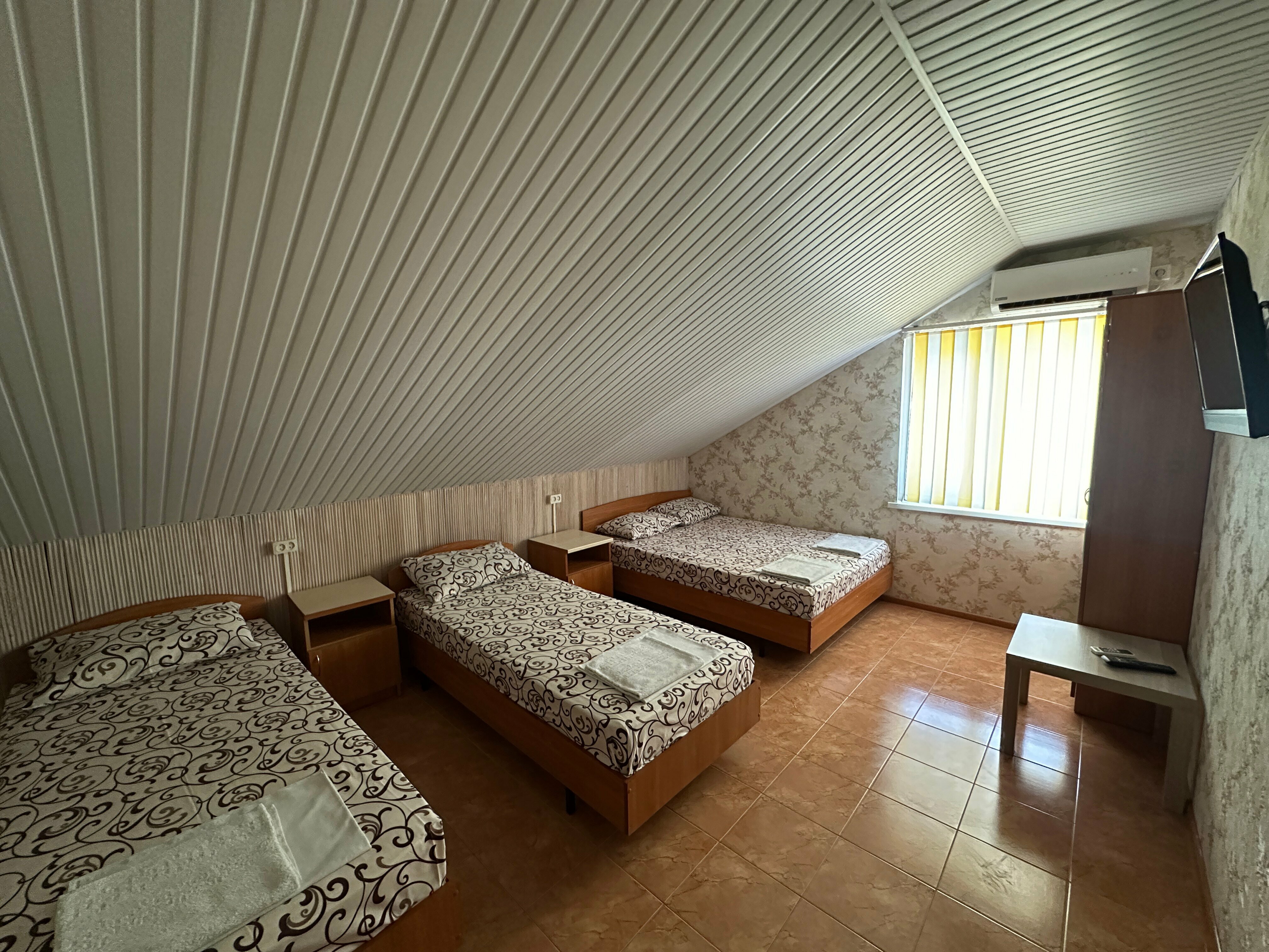 Стандартный четырехместный номер