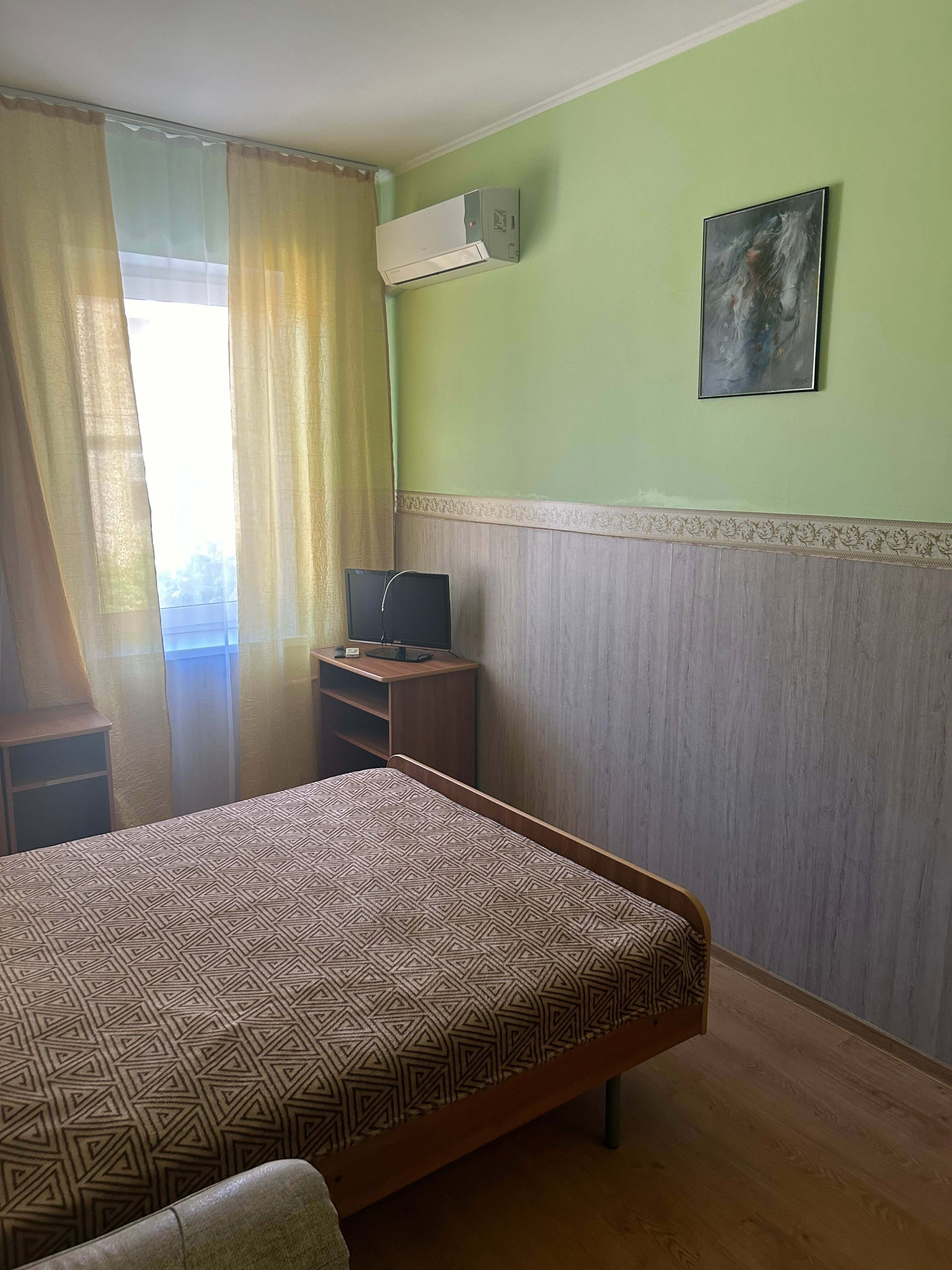 Cемейный номер с собственной ванной комнатой