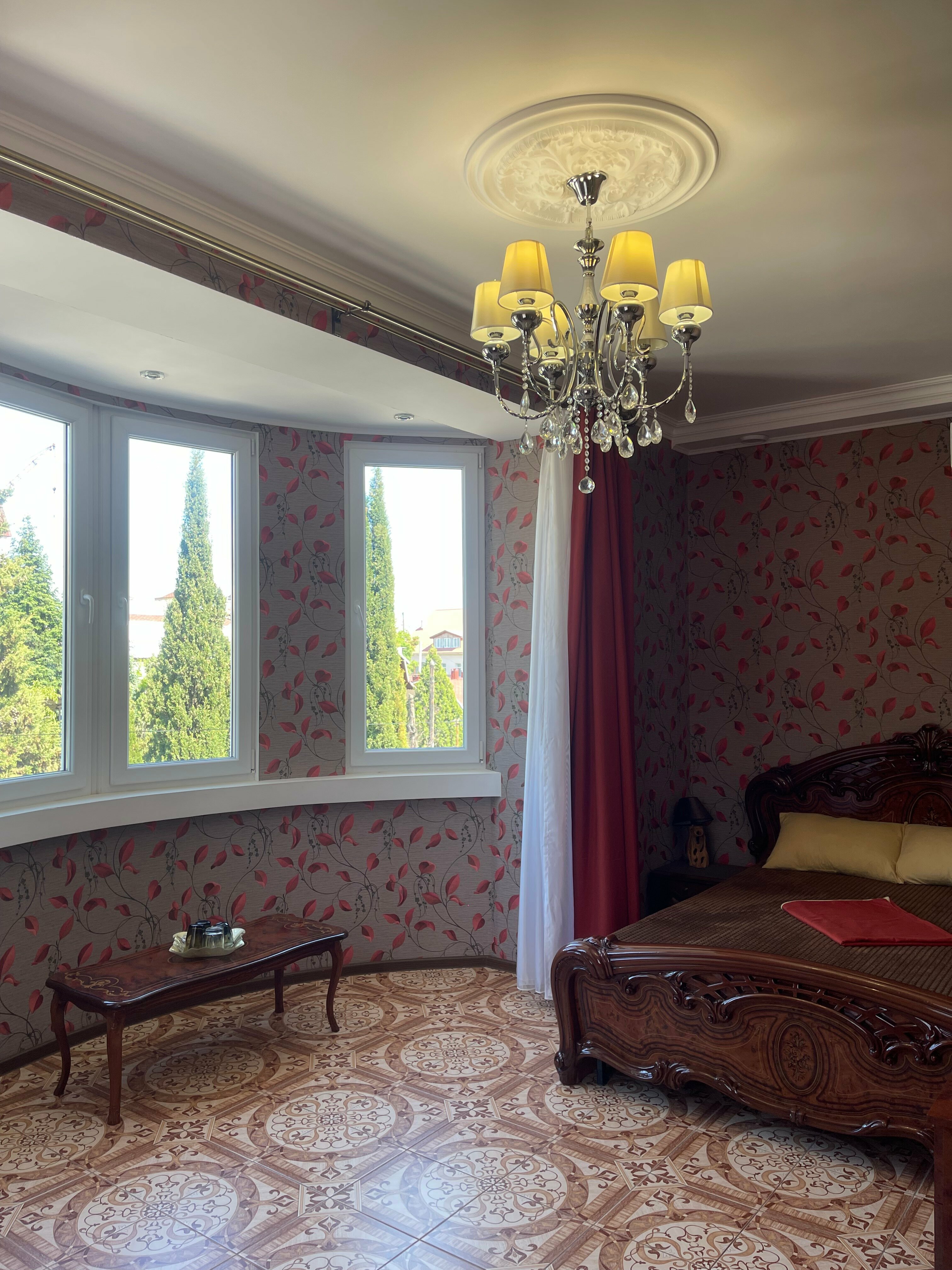 Трехместный номер Делюкс