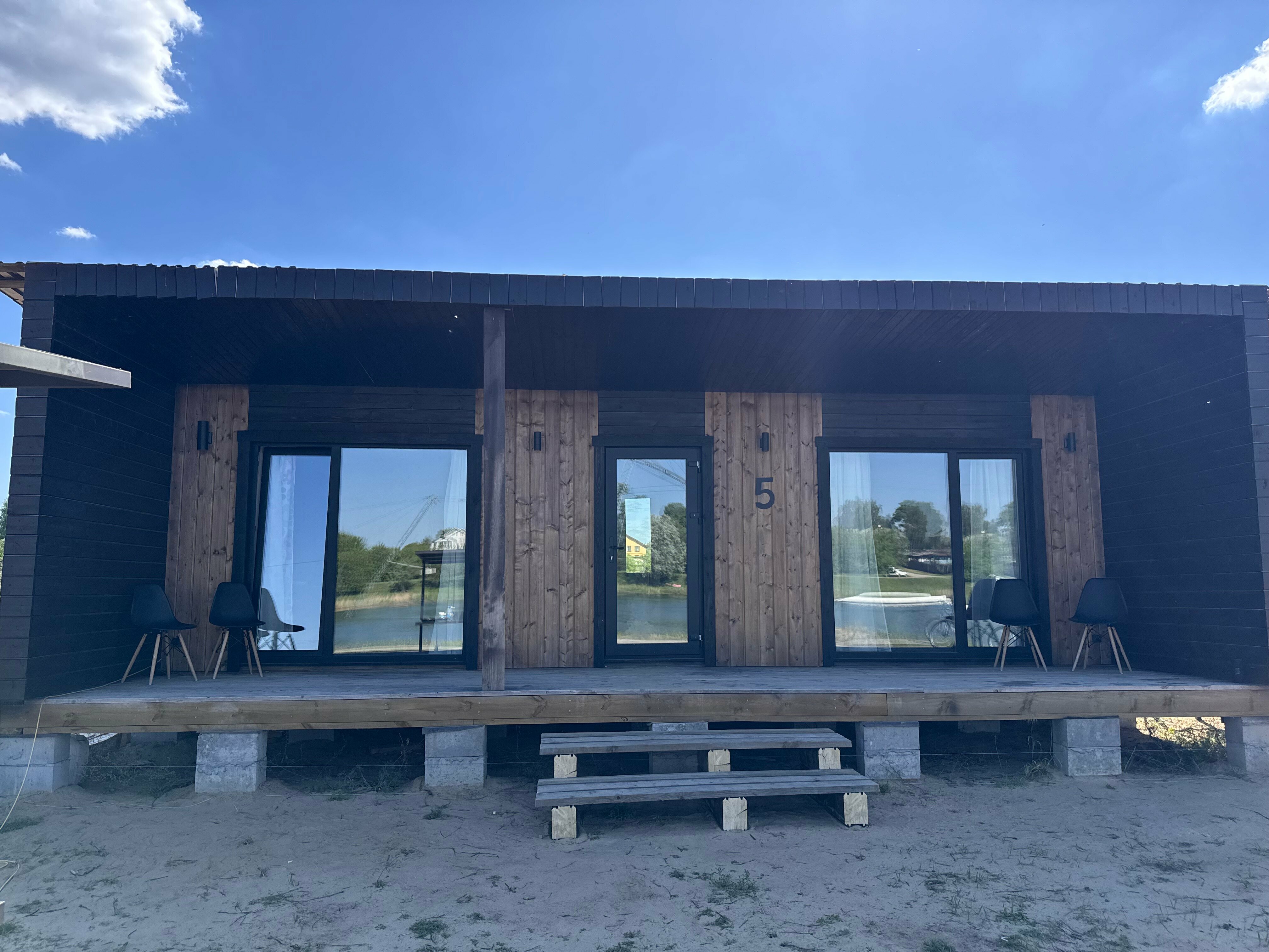 Коттедж с видом на озеро