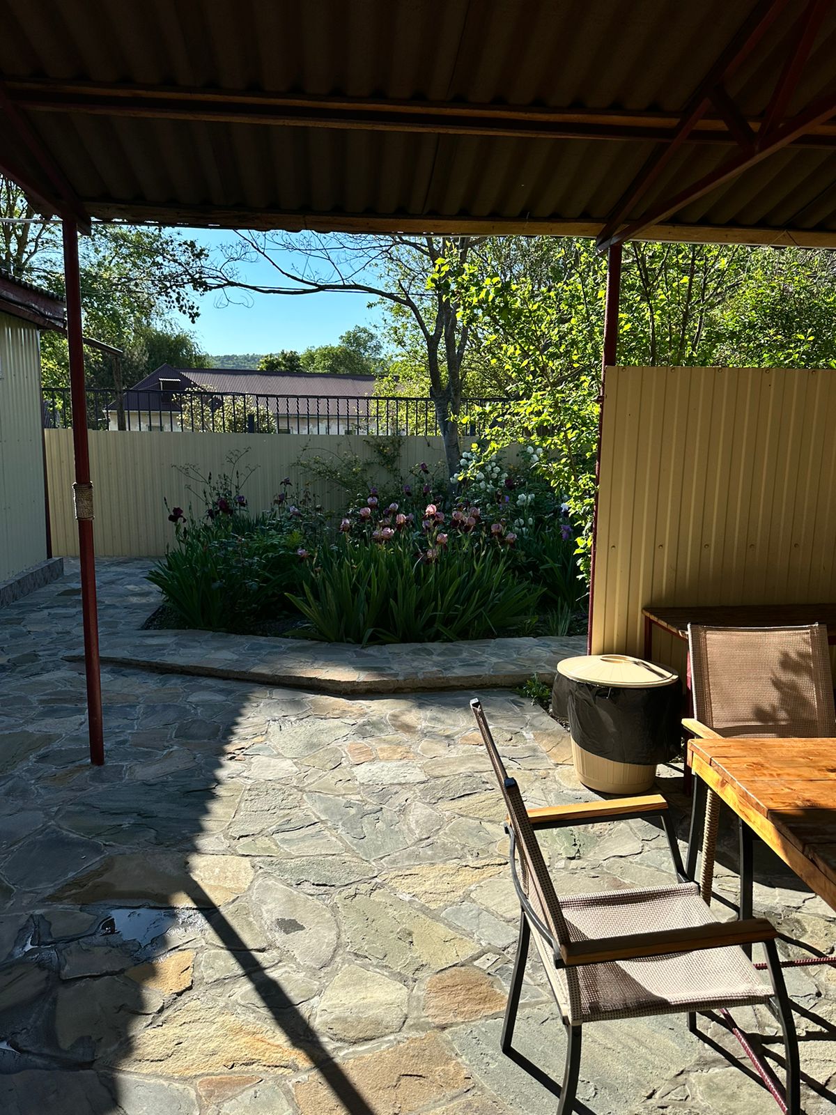 Бюджетный трехместный номер