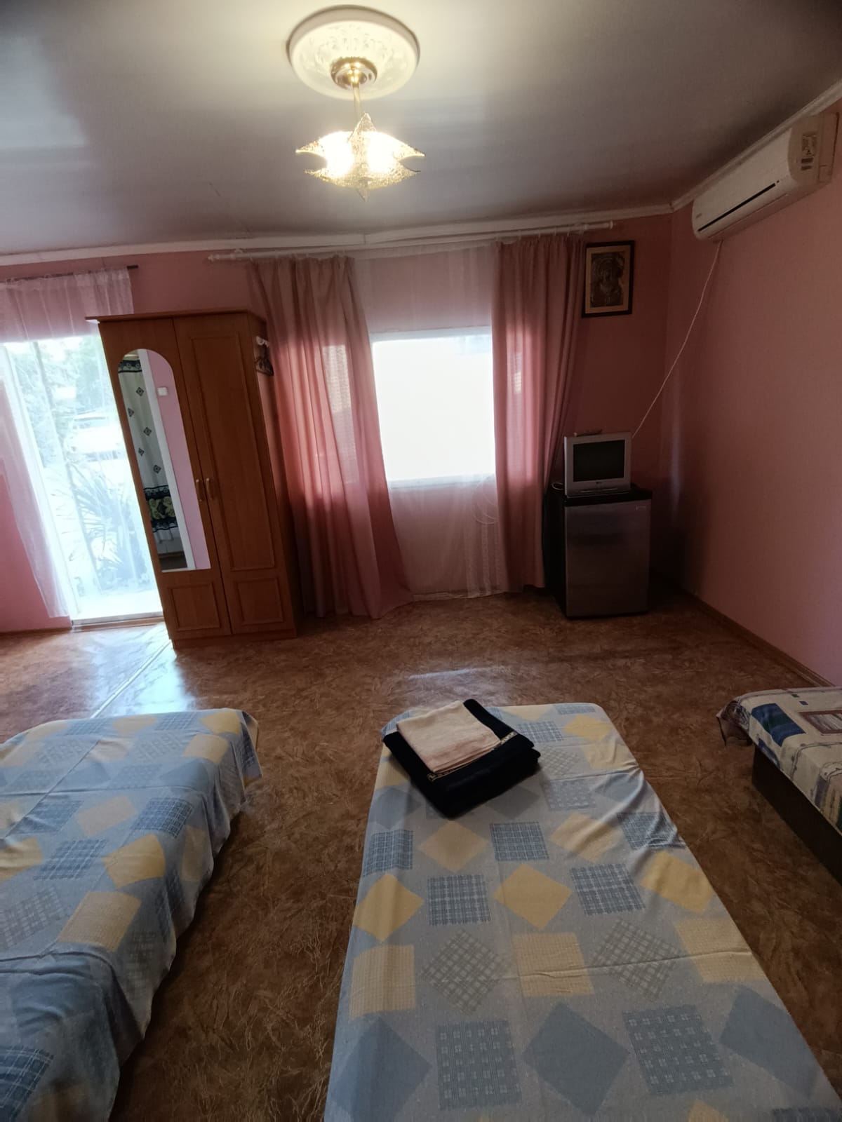 Бюджетный трехместный номер