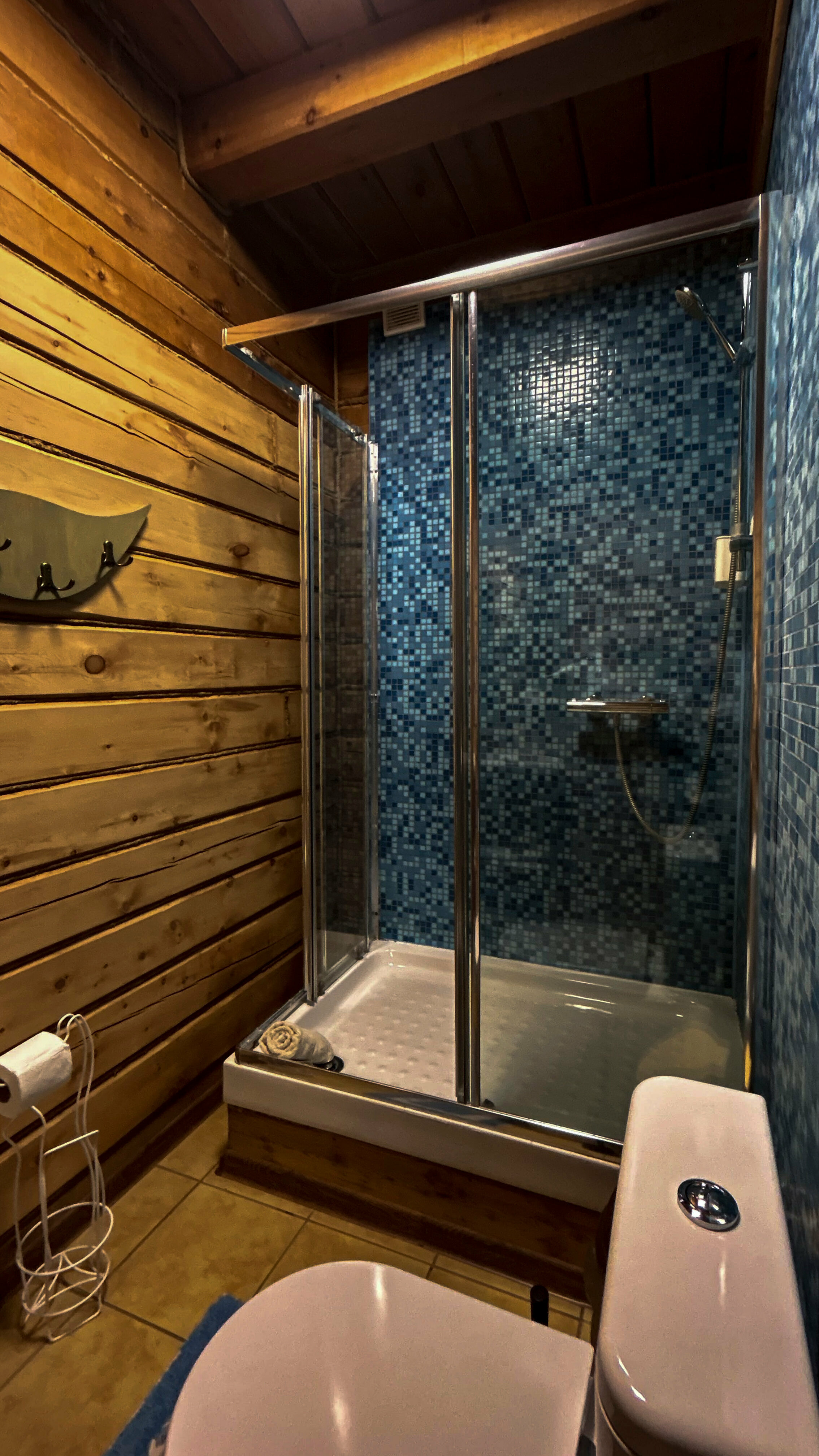 Улучшенный двухместный номер с 2 отдельными кроватями