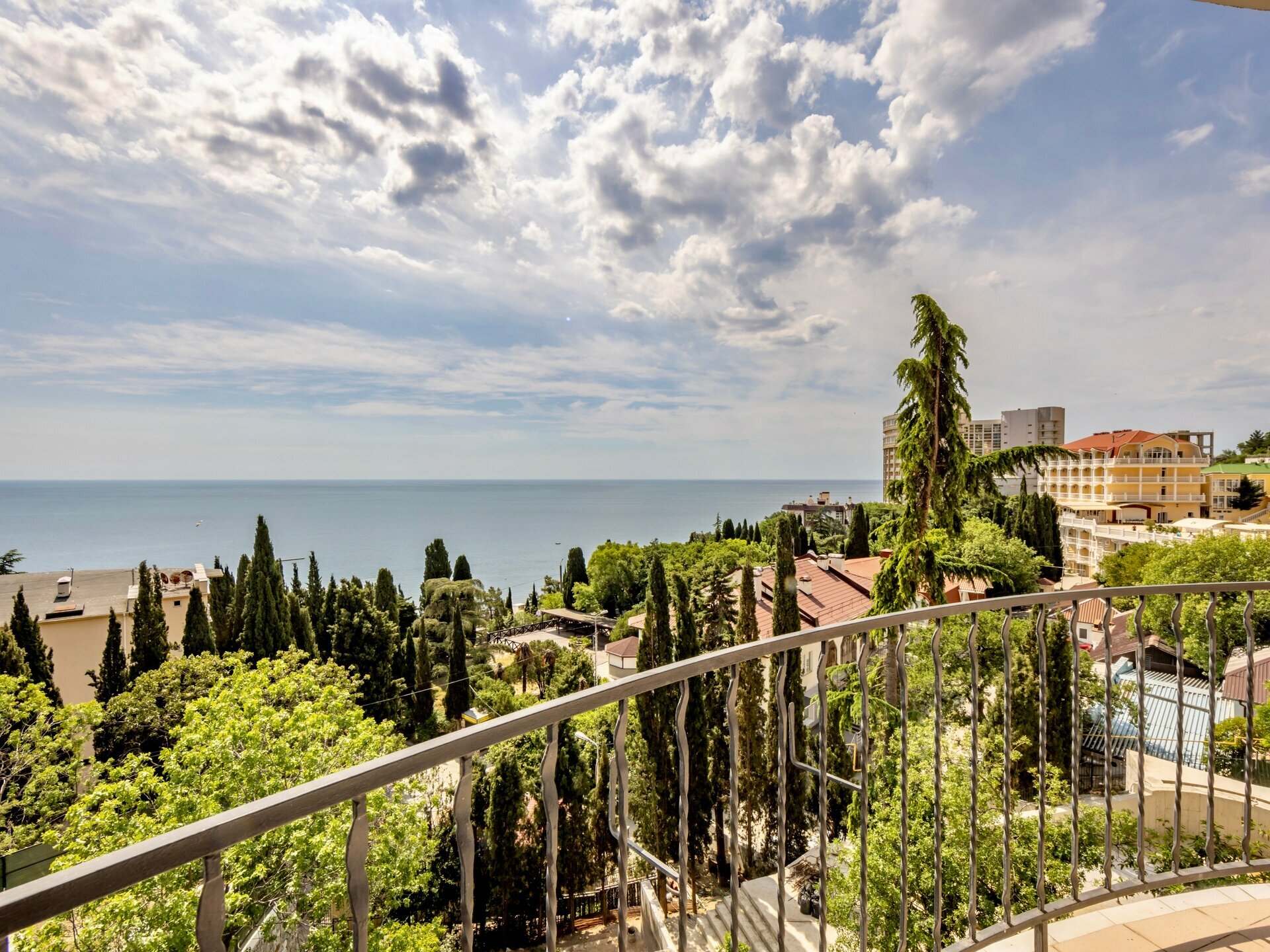 Полулюкс с видом на море