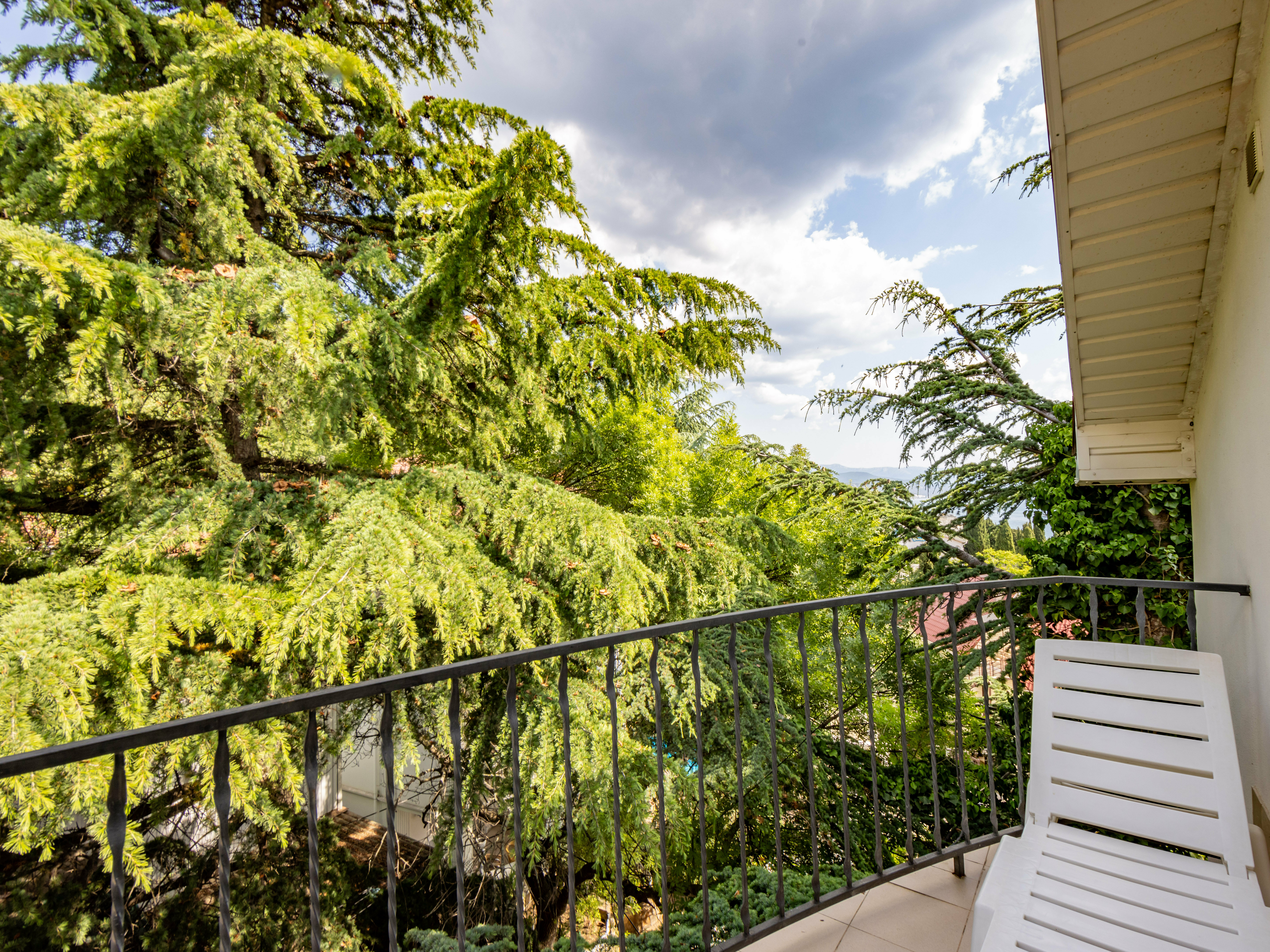 Полулюкс с видом на горы