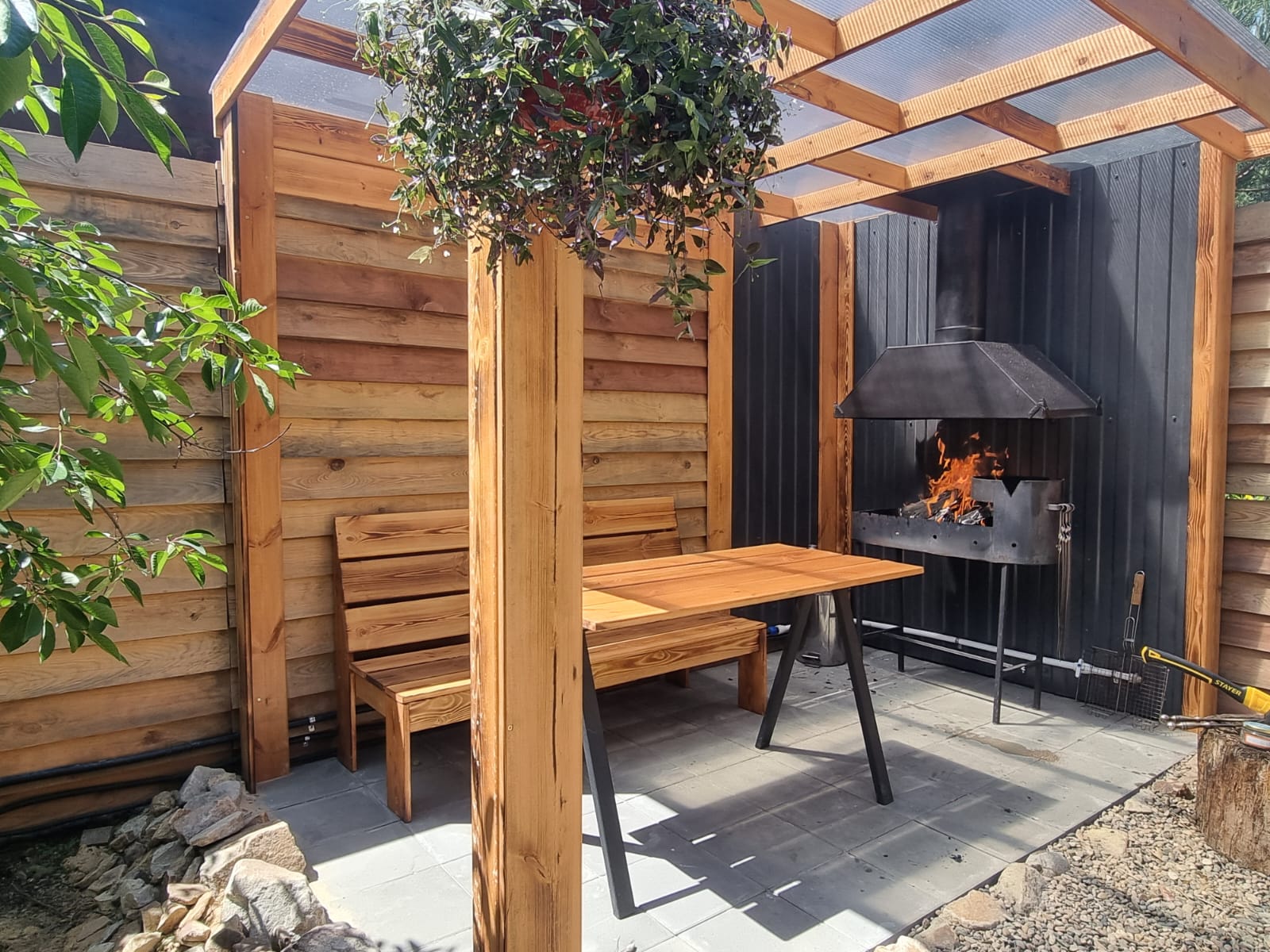 Дом в лесу с баней и холодной купелью