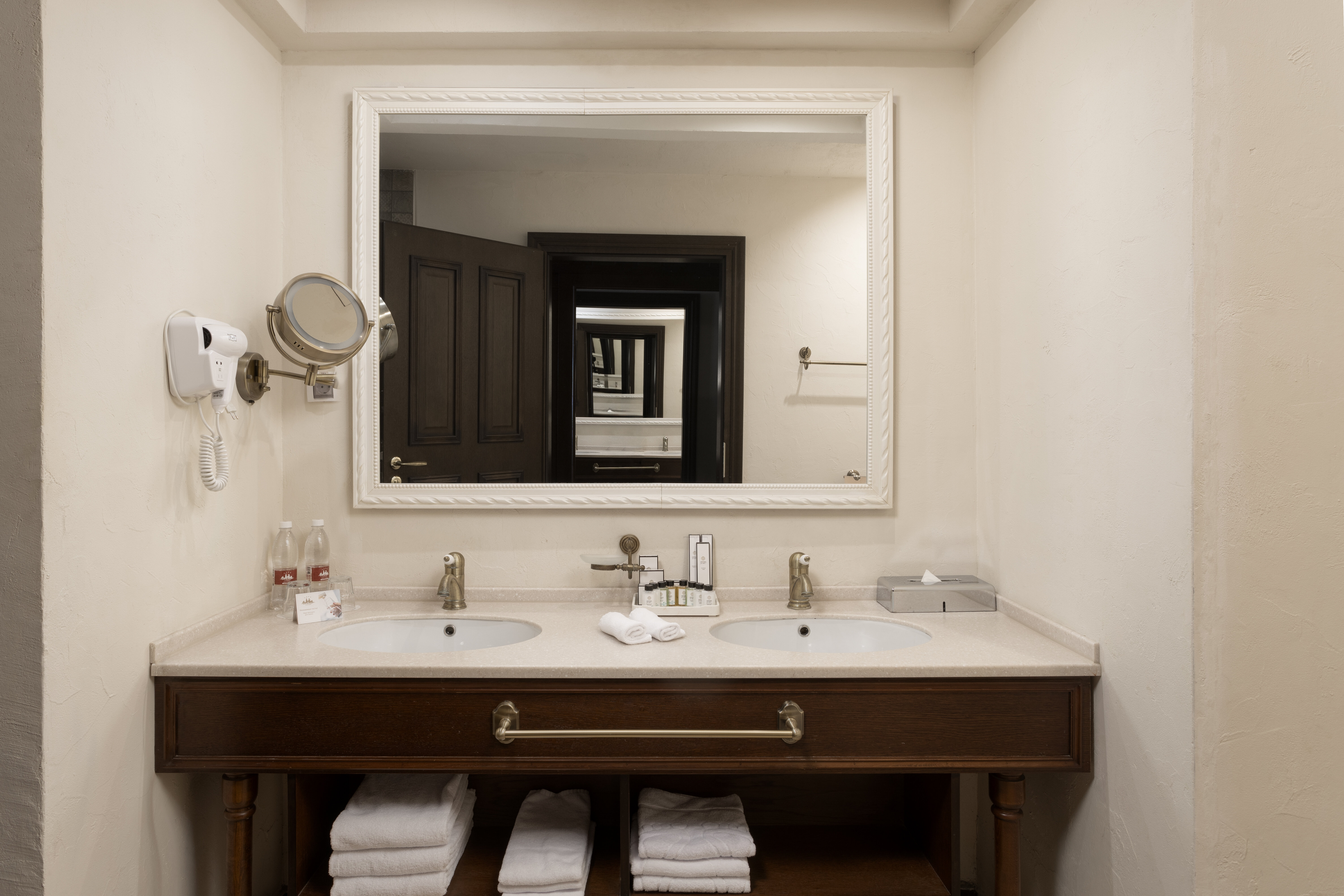 Джуниор (+ билеты  в Сочи Парк)