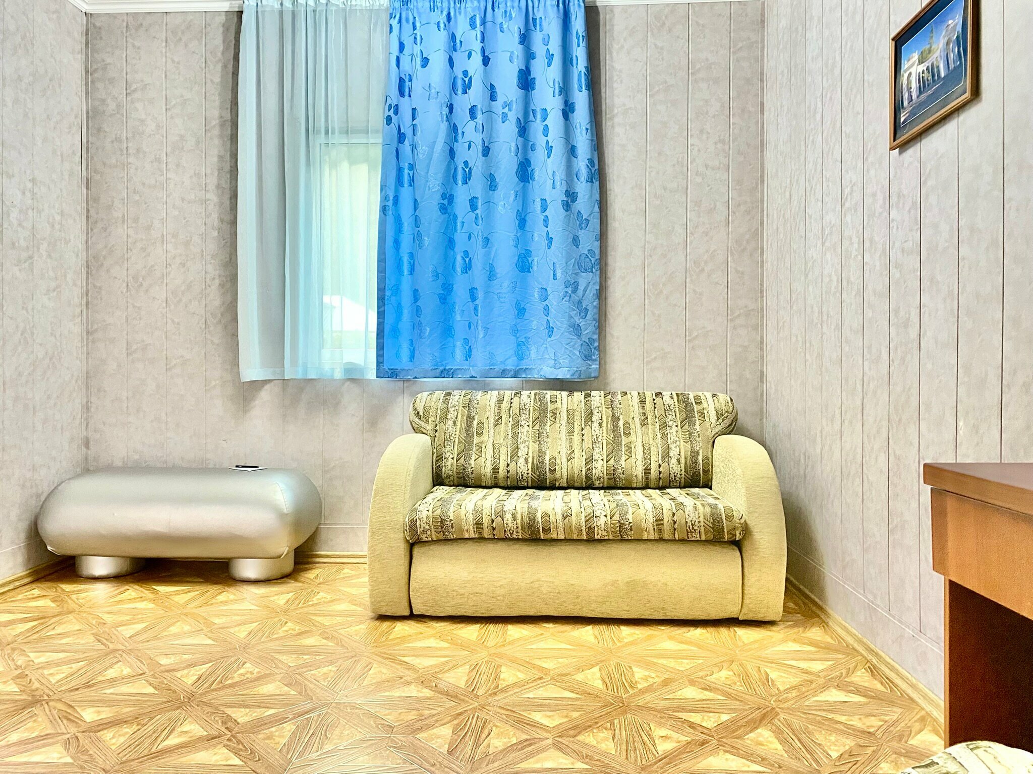 Трехместный номер с балконом