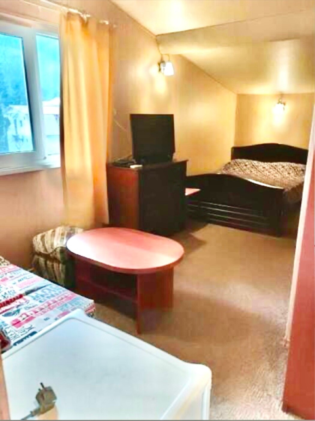 Трехместный номер с балконом