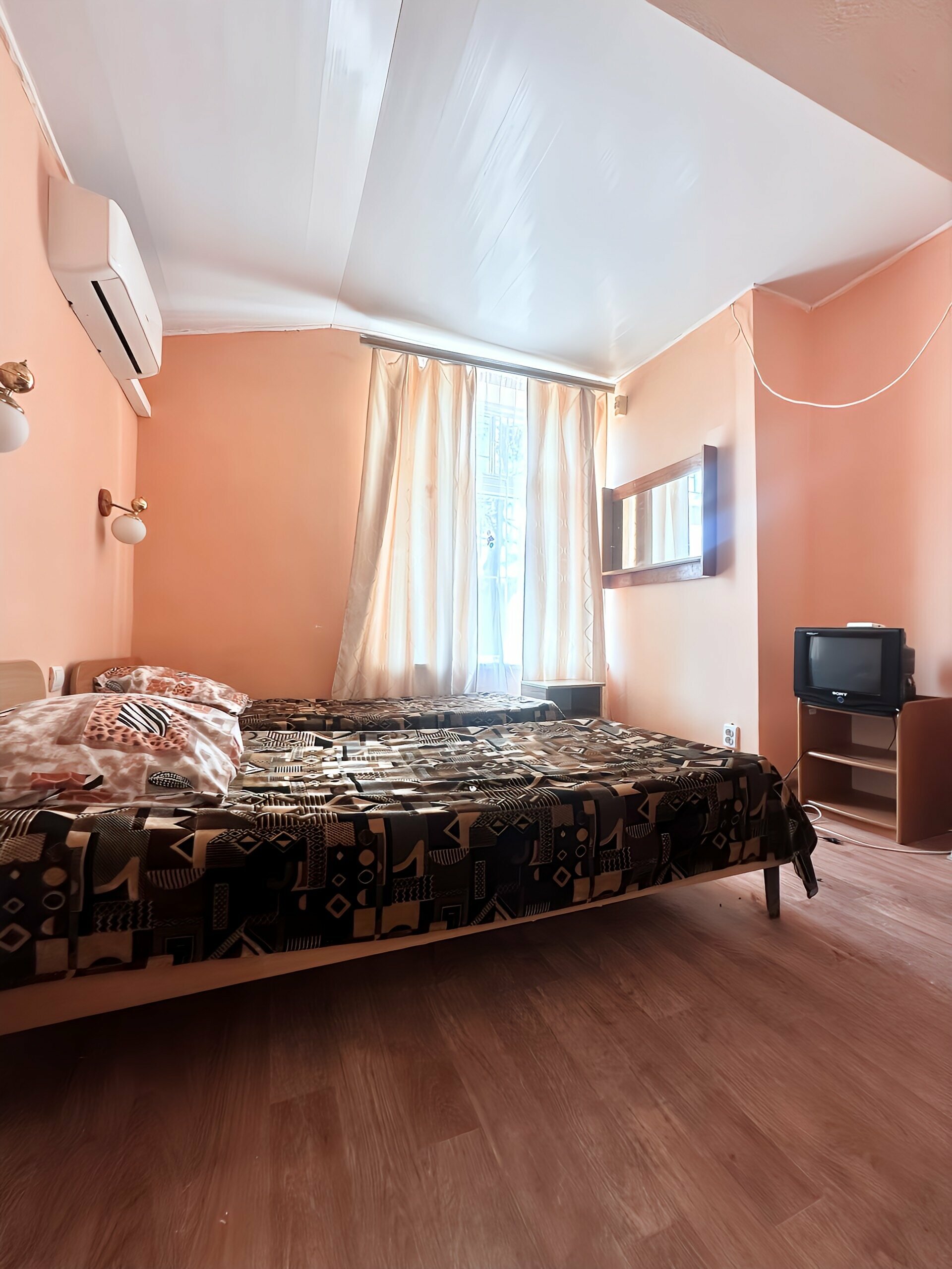 Четырехместный номер эконом-класса