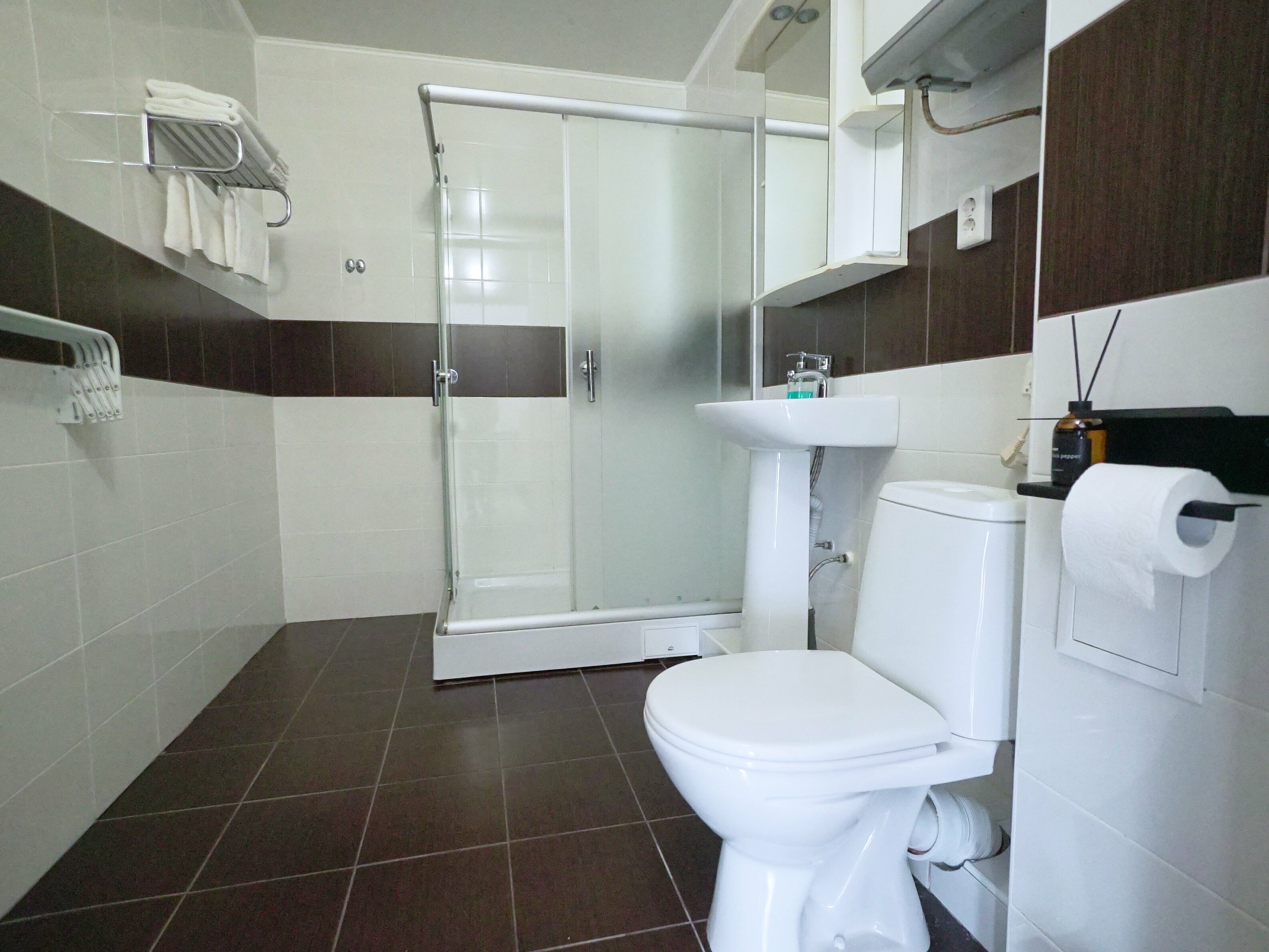 Двухместный номер с большой кроватью или двумя односпальными кроватями КОМФОРТ ПЛЮС