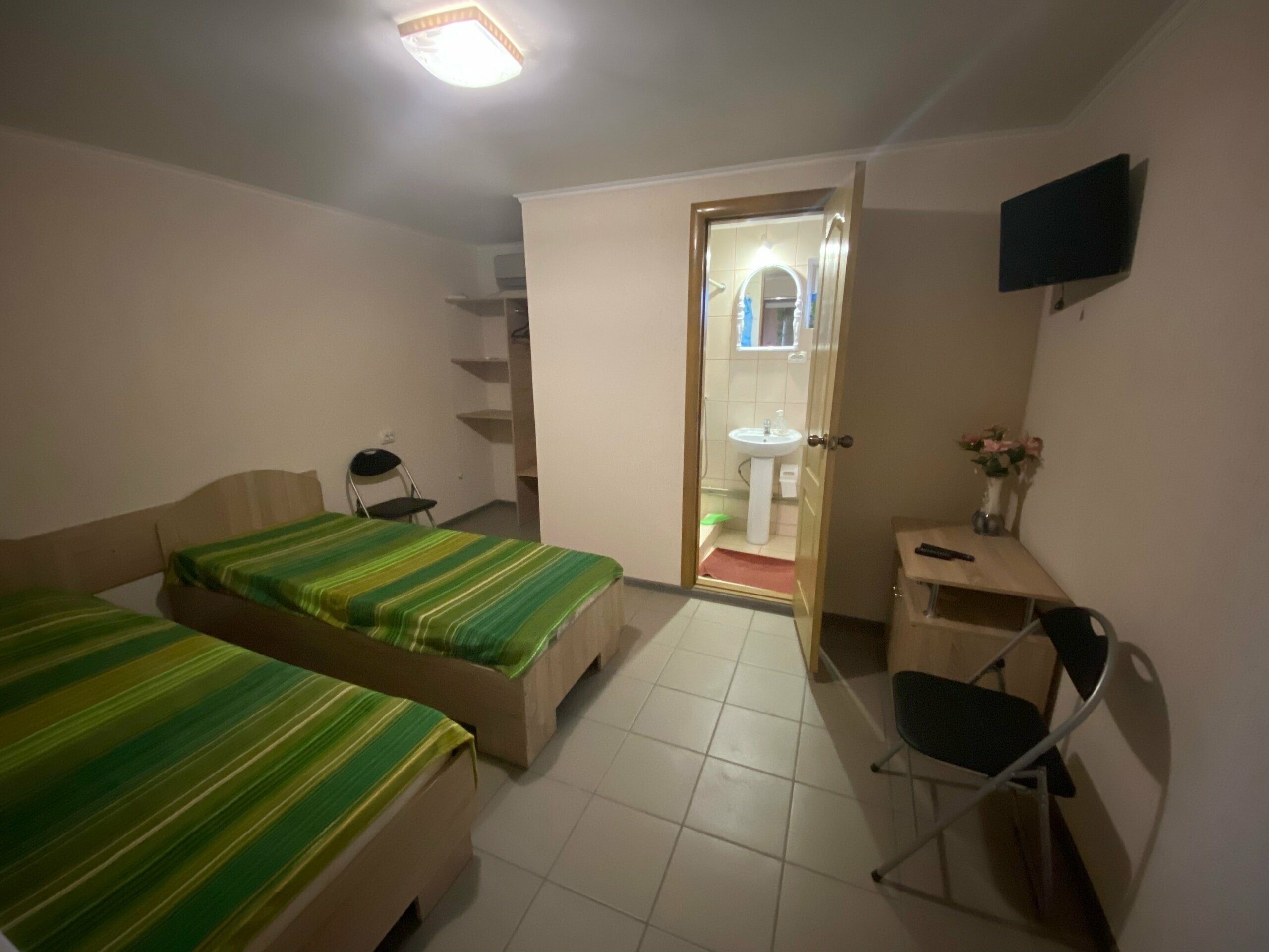 Двухместный с 2 отдельными кроватями