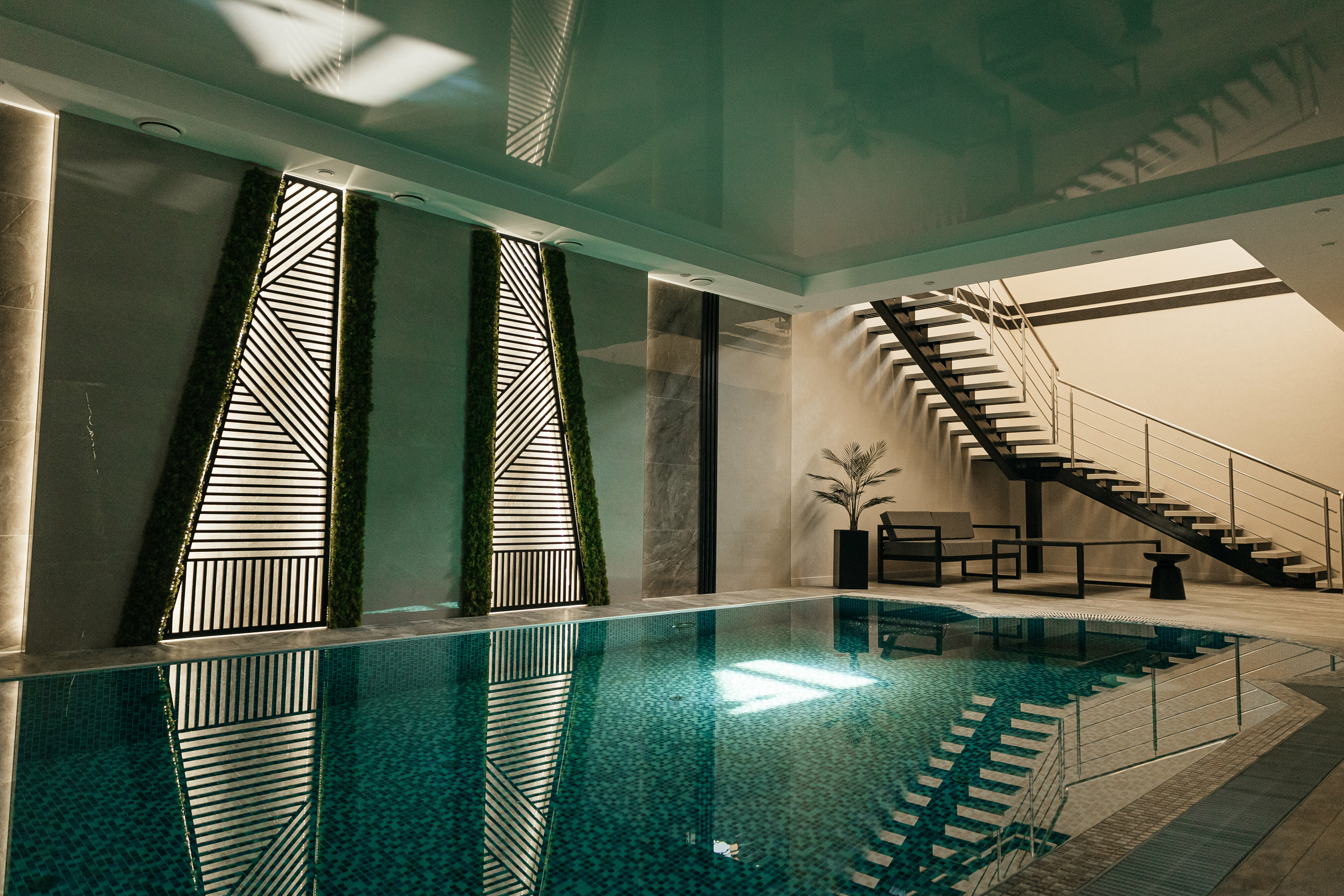 PRESIDENTIAL SUITE - POOL