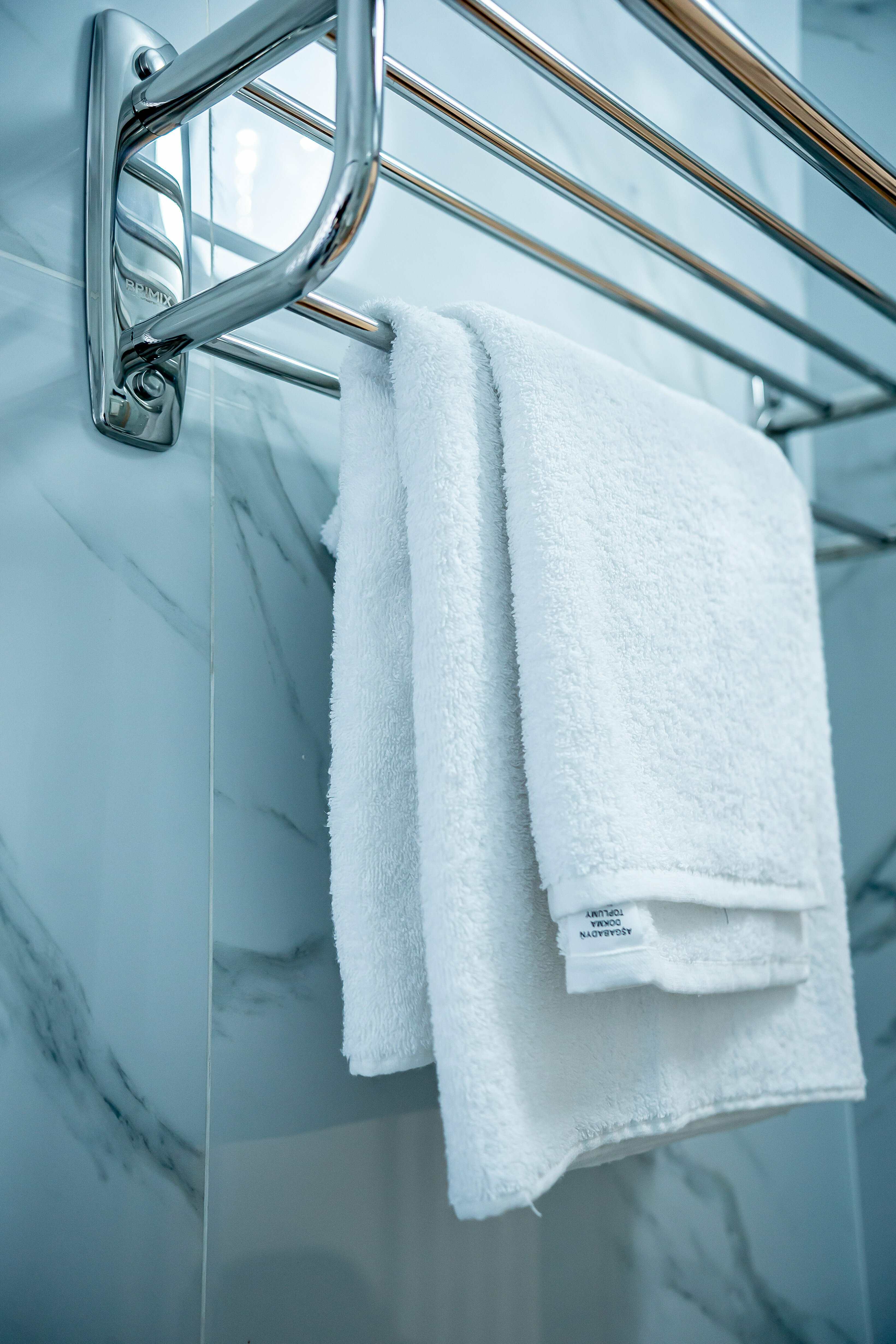 Номер-студия с кроватью размера "king-size" и диван-кроватью