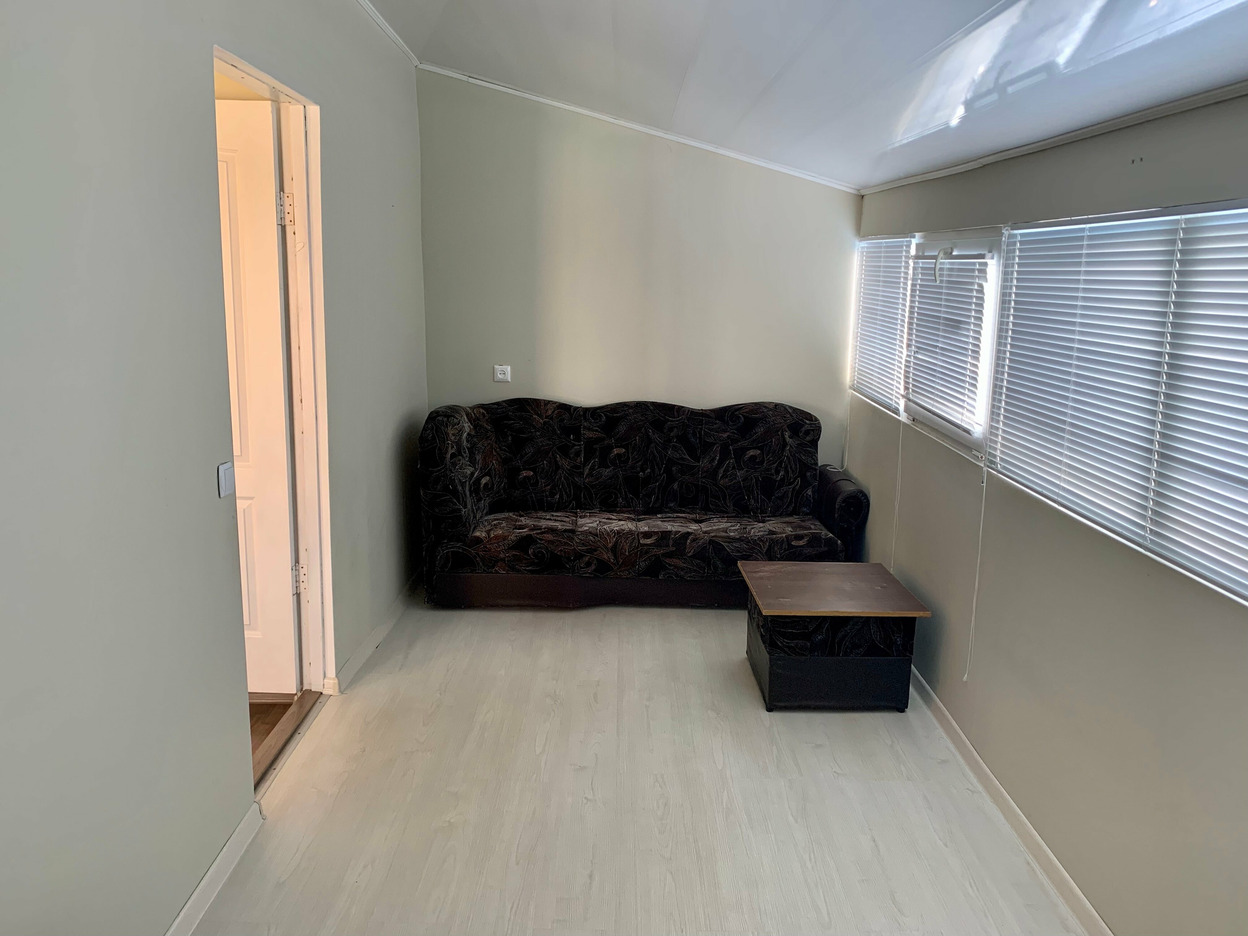 Четырехместный номер с общей ванной комнатой