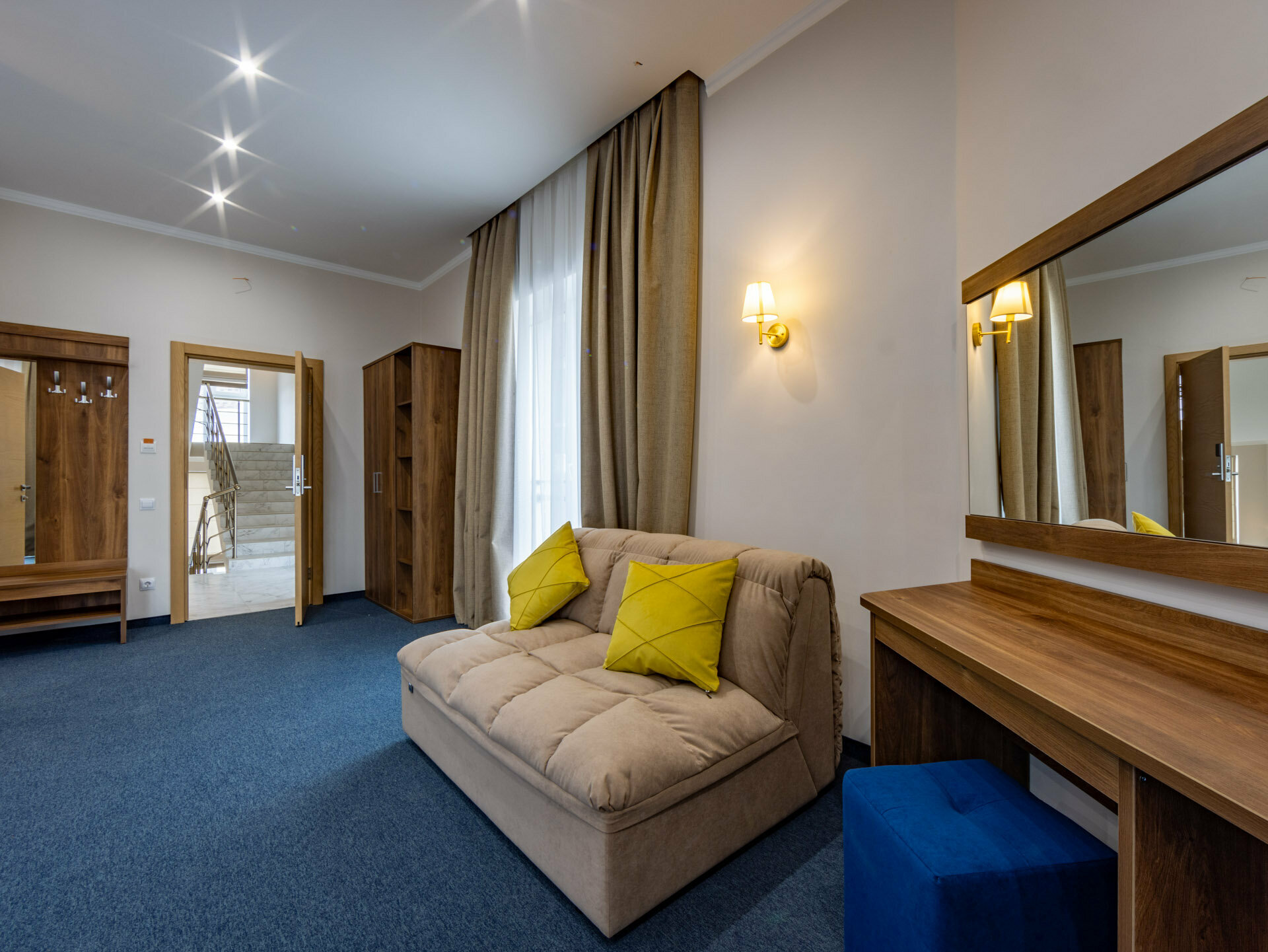 Люкс с видом на море без балкона