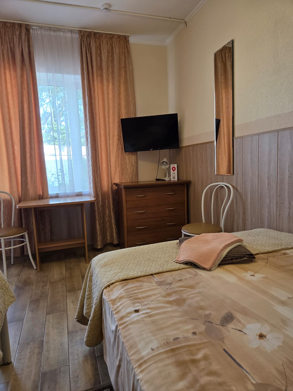 Трехместный номер с видом на сад