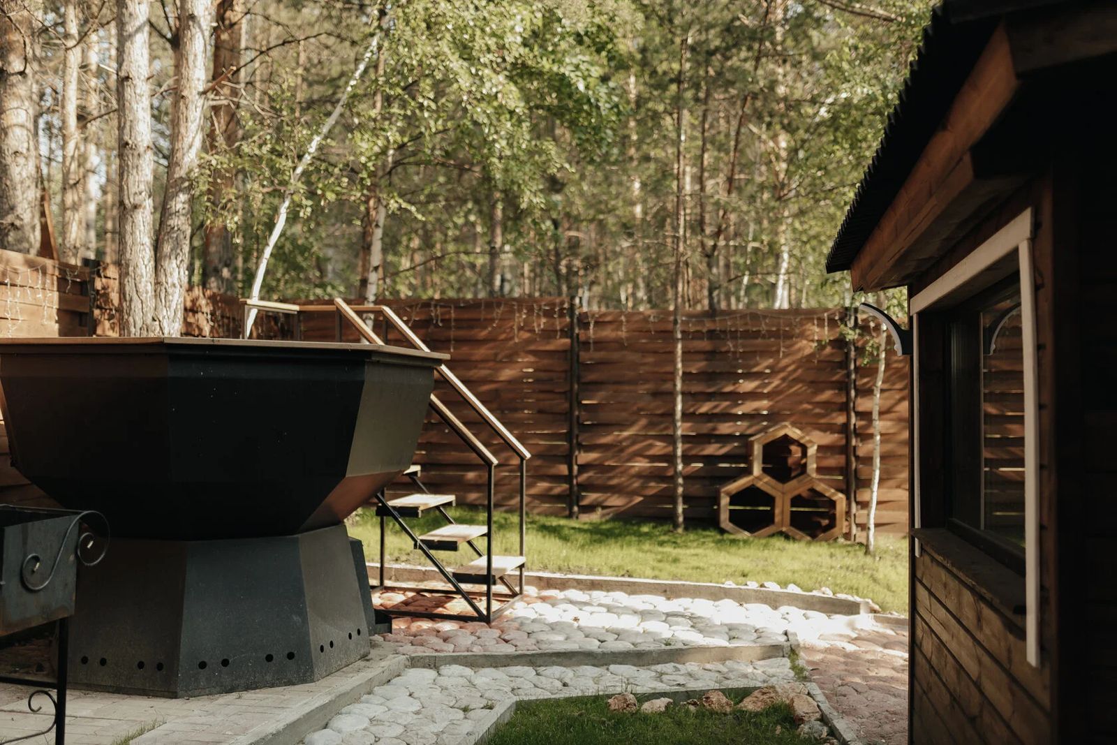 Дом с видом на лес