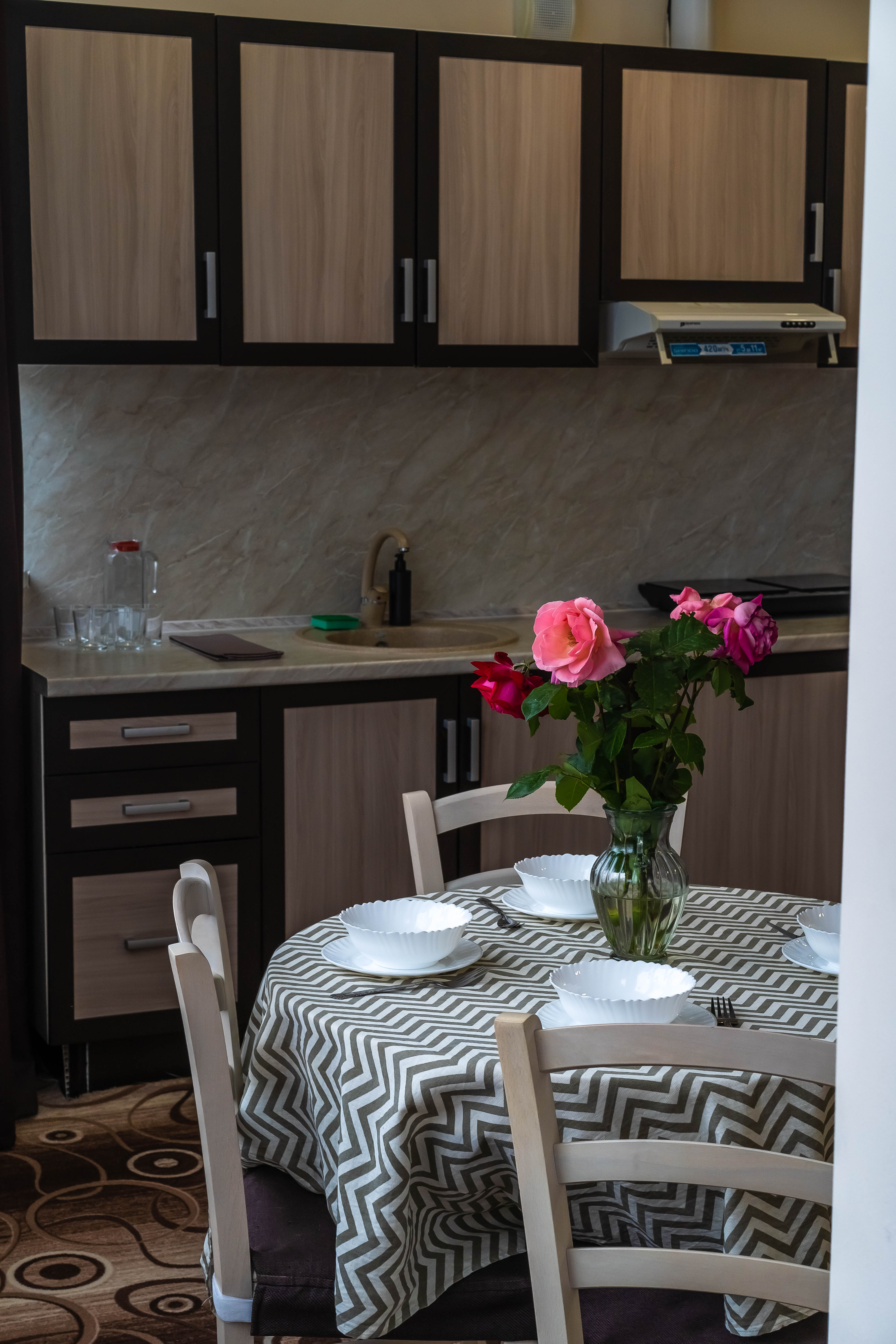 Номер-студия с кроватью размера «queen-size»