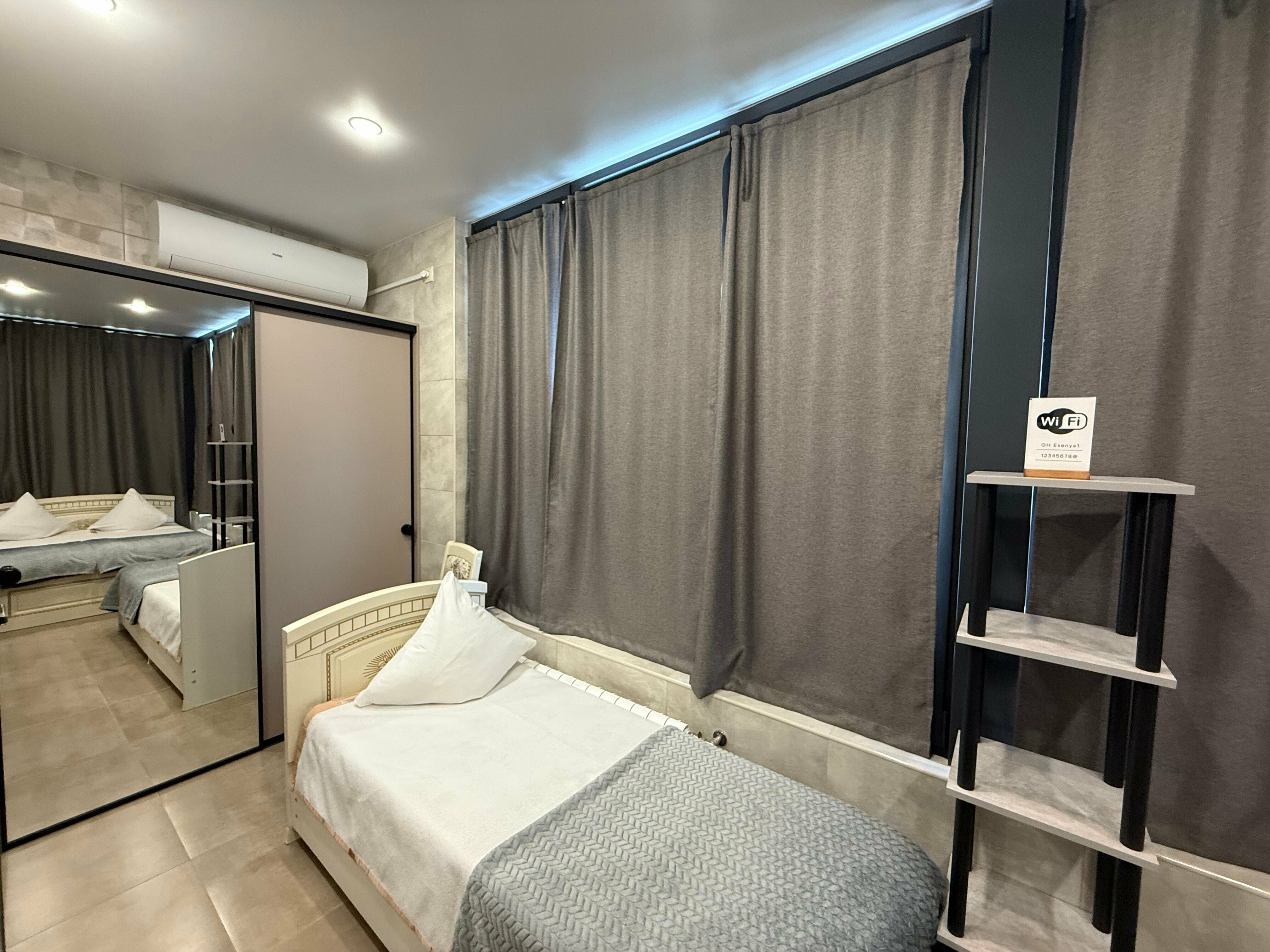 Семейный четырехместный номер с 3мя кроватями