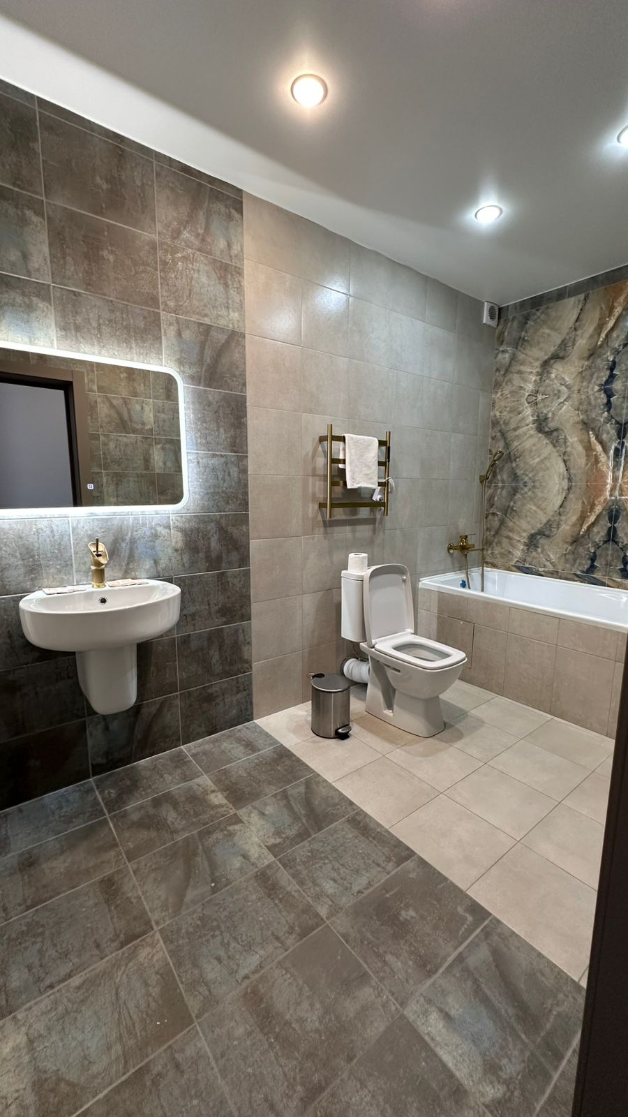 Семейный номер