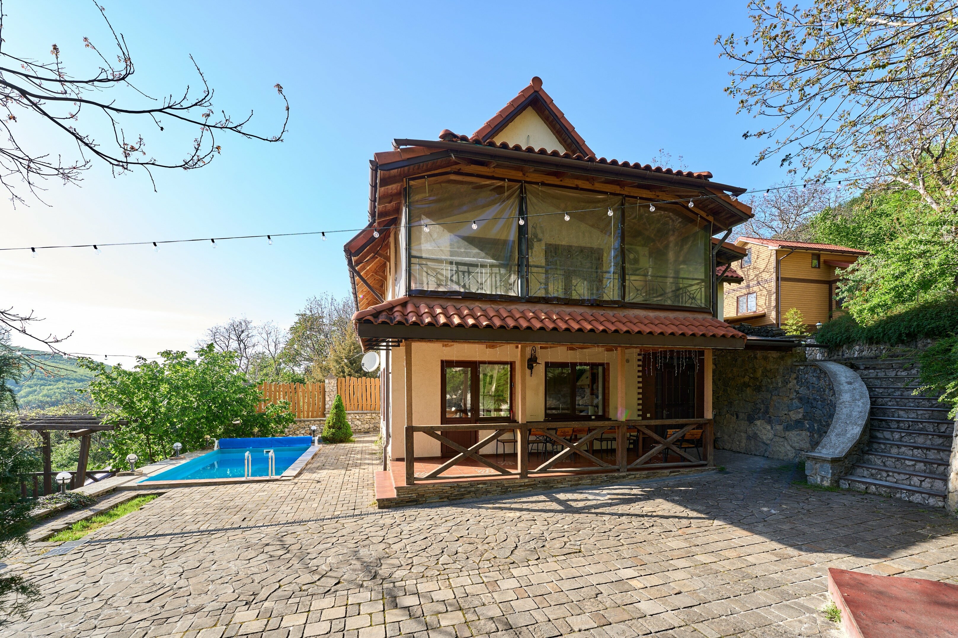 Дом с видом на горы