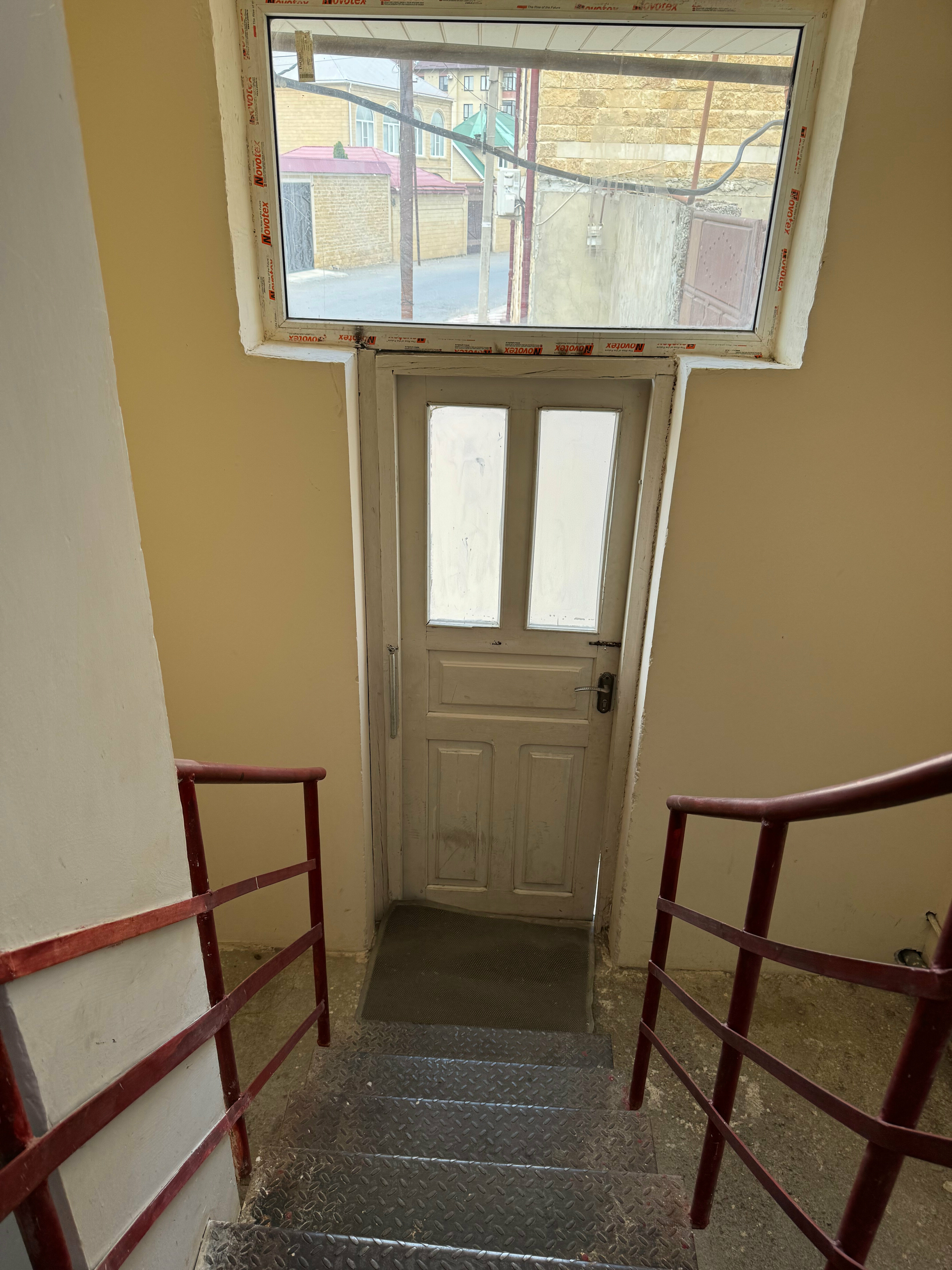 Двухместный номер эконом-класса с 2 отдельными кроватями