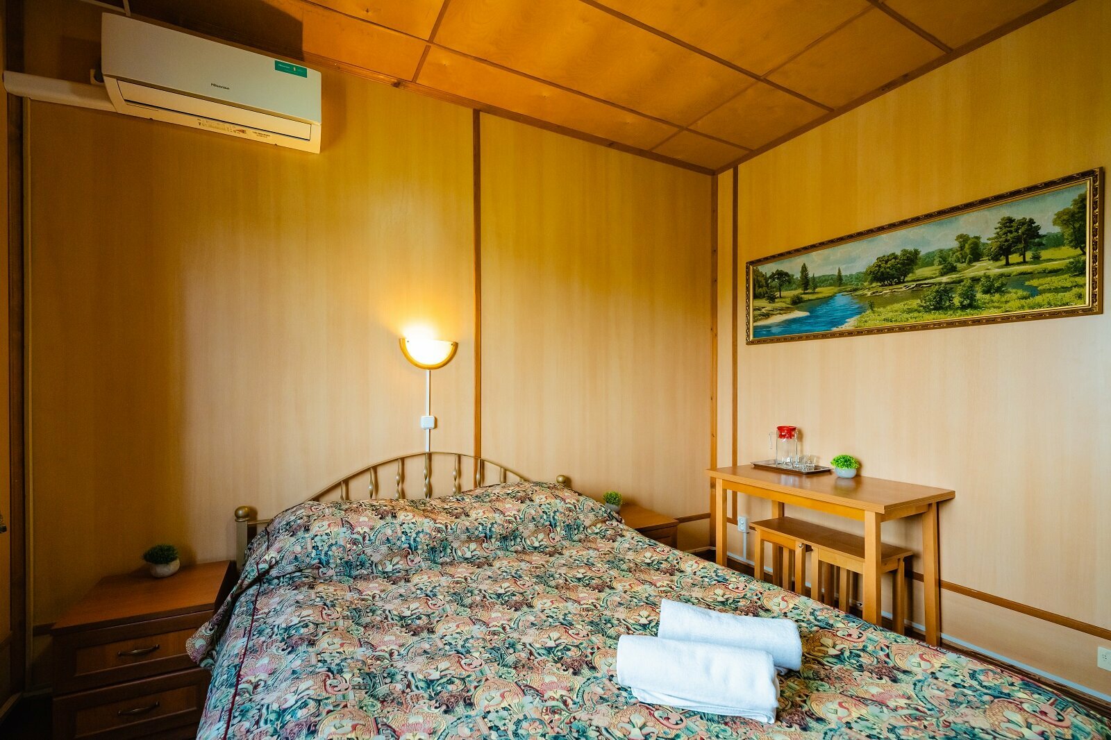 Двухместный номер с 1 двуспальной кроватью стандарт с видом на озеро