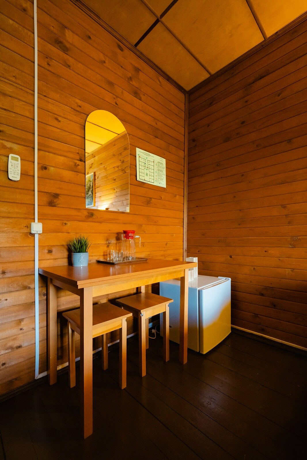 Двухместный номер с 2 отдельными кроватями с видом на озеро