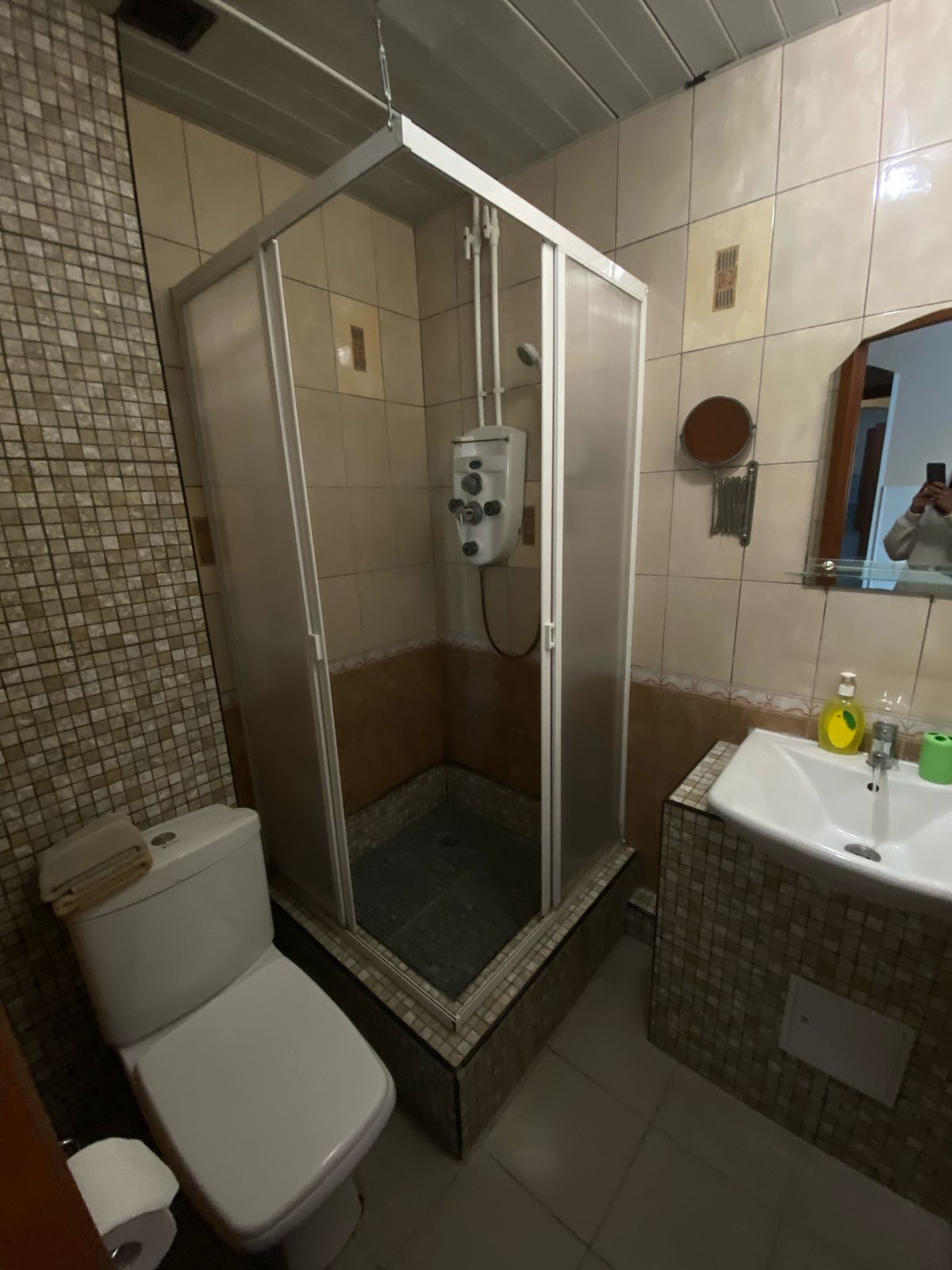 Трехместный номер с балконом