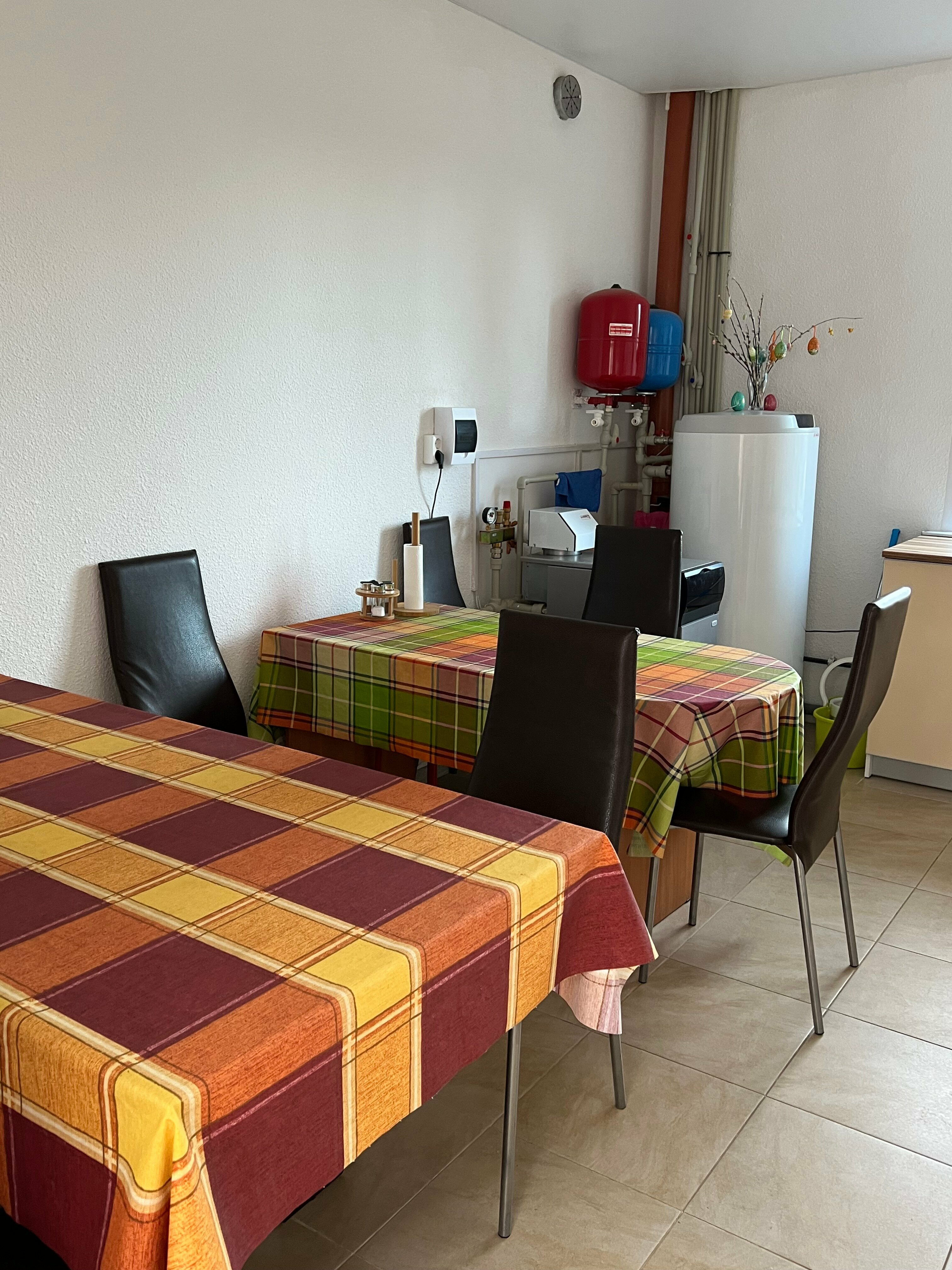 Трехместный номер «Комфорт» с душем