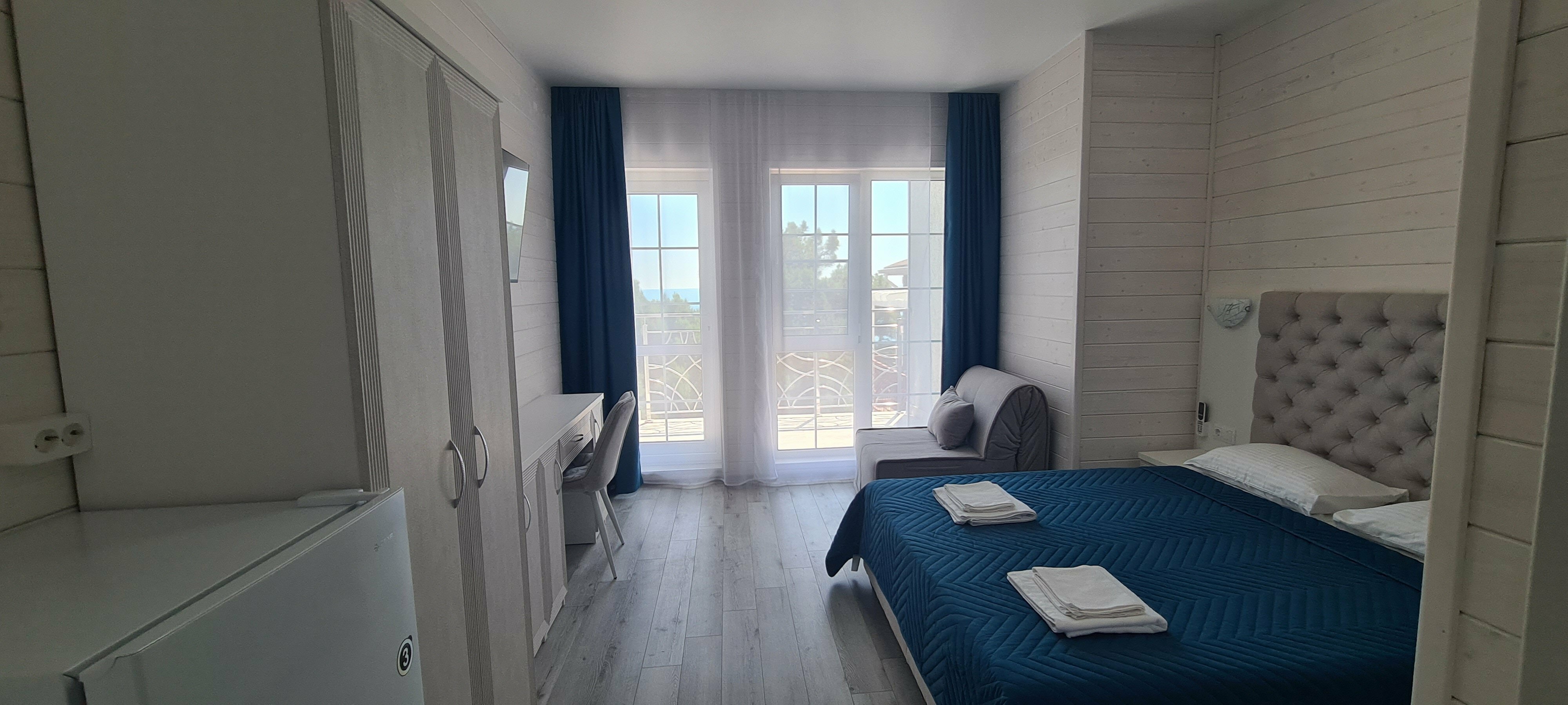 ДВУХМЕСТНЫЙ НОМЕР С ДОП.МЕСТОМ. БАЛКОН