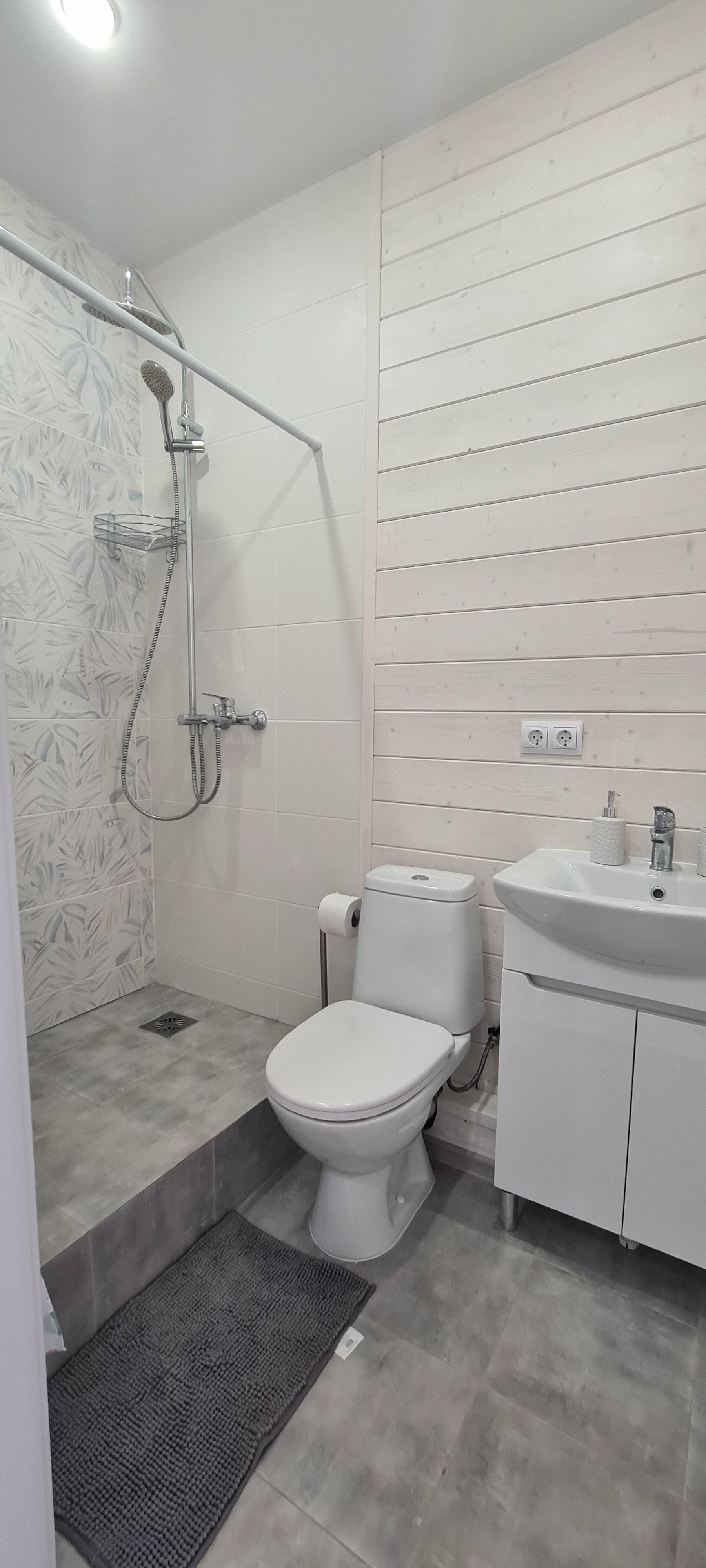 ДВУХМЕСТНЫЙ НОМЕР С ДОП.МЕСТОМ И КУХНЕЙ