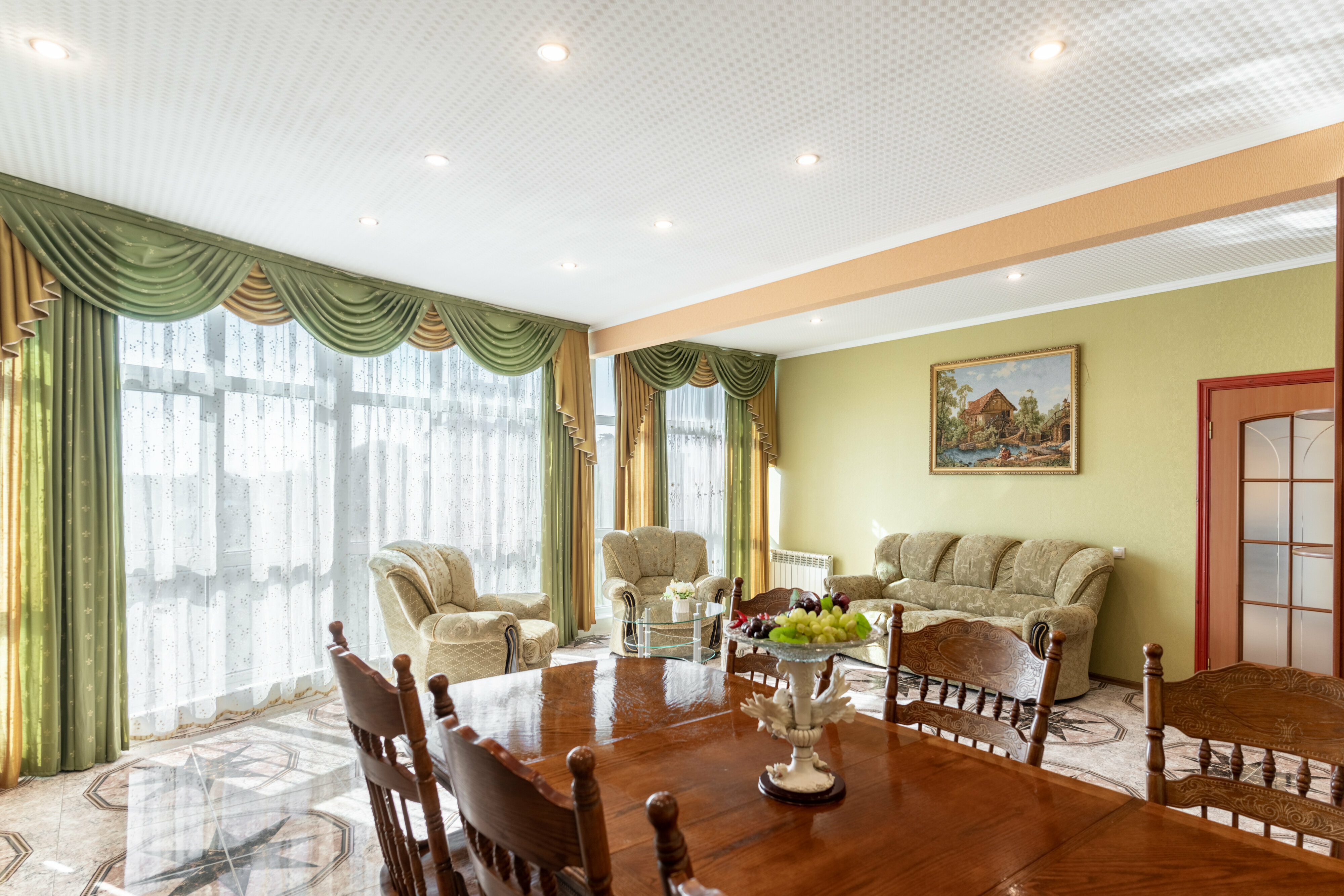 Апартаменты двухкомнатные с кухней