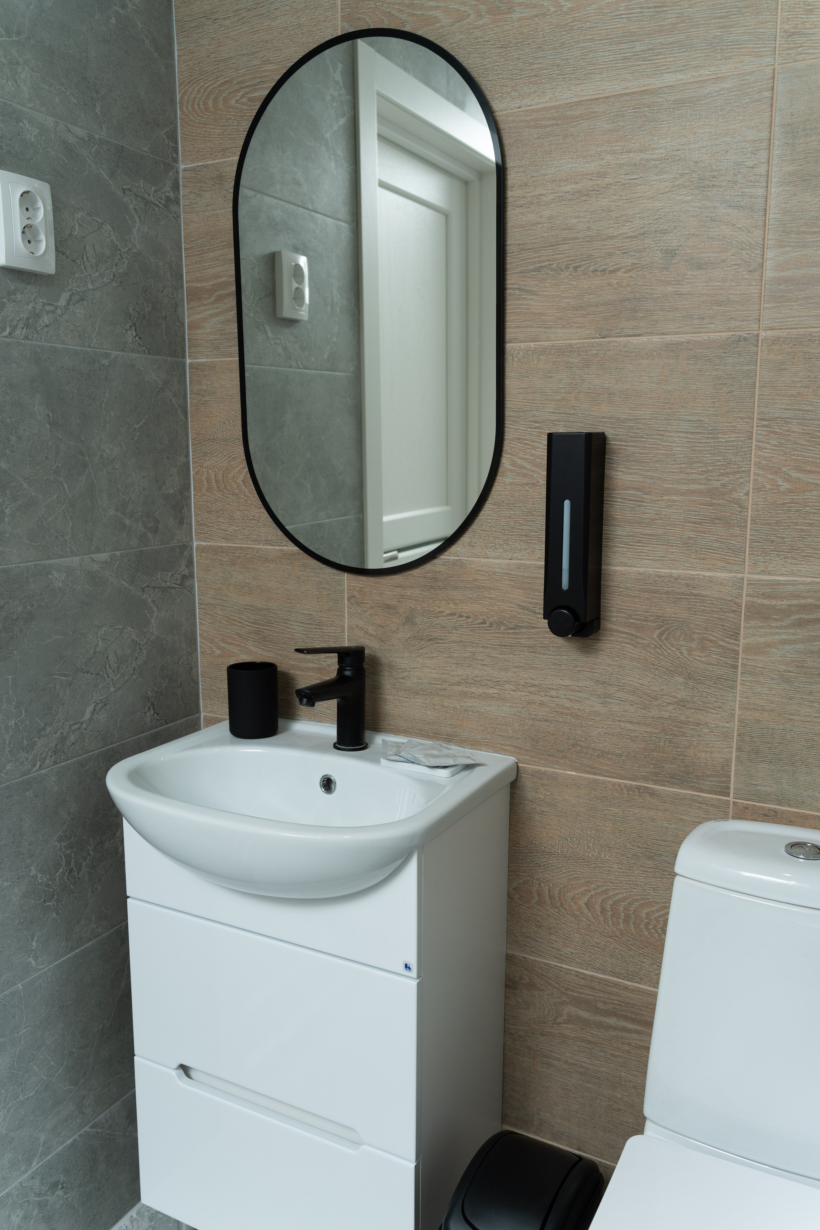 Полулюкс Делюкс