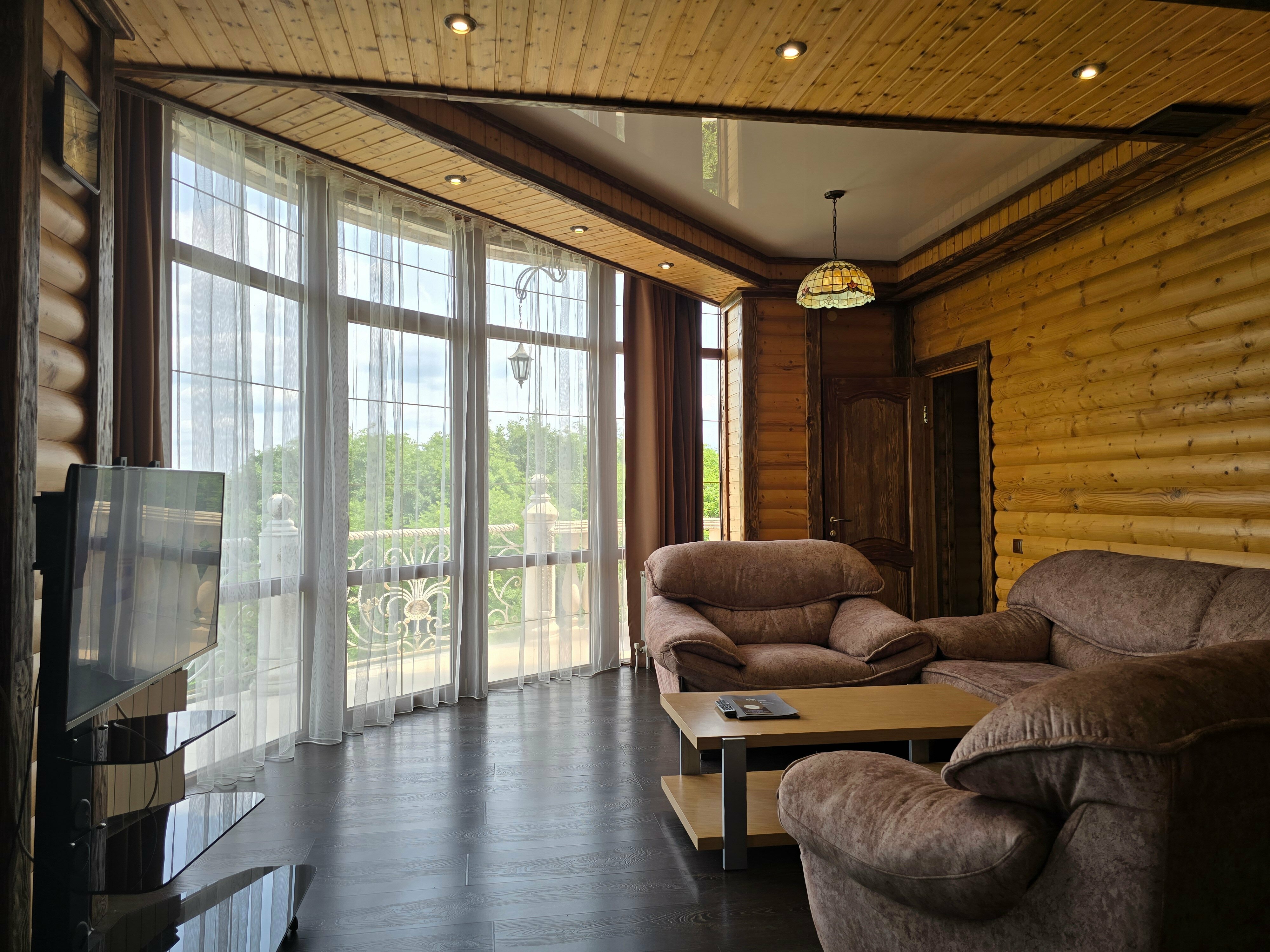 Люкс с кроватью размера «king-size» и гидромассажной ванной