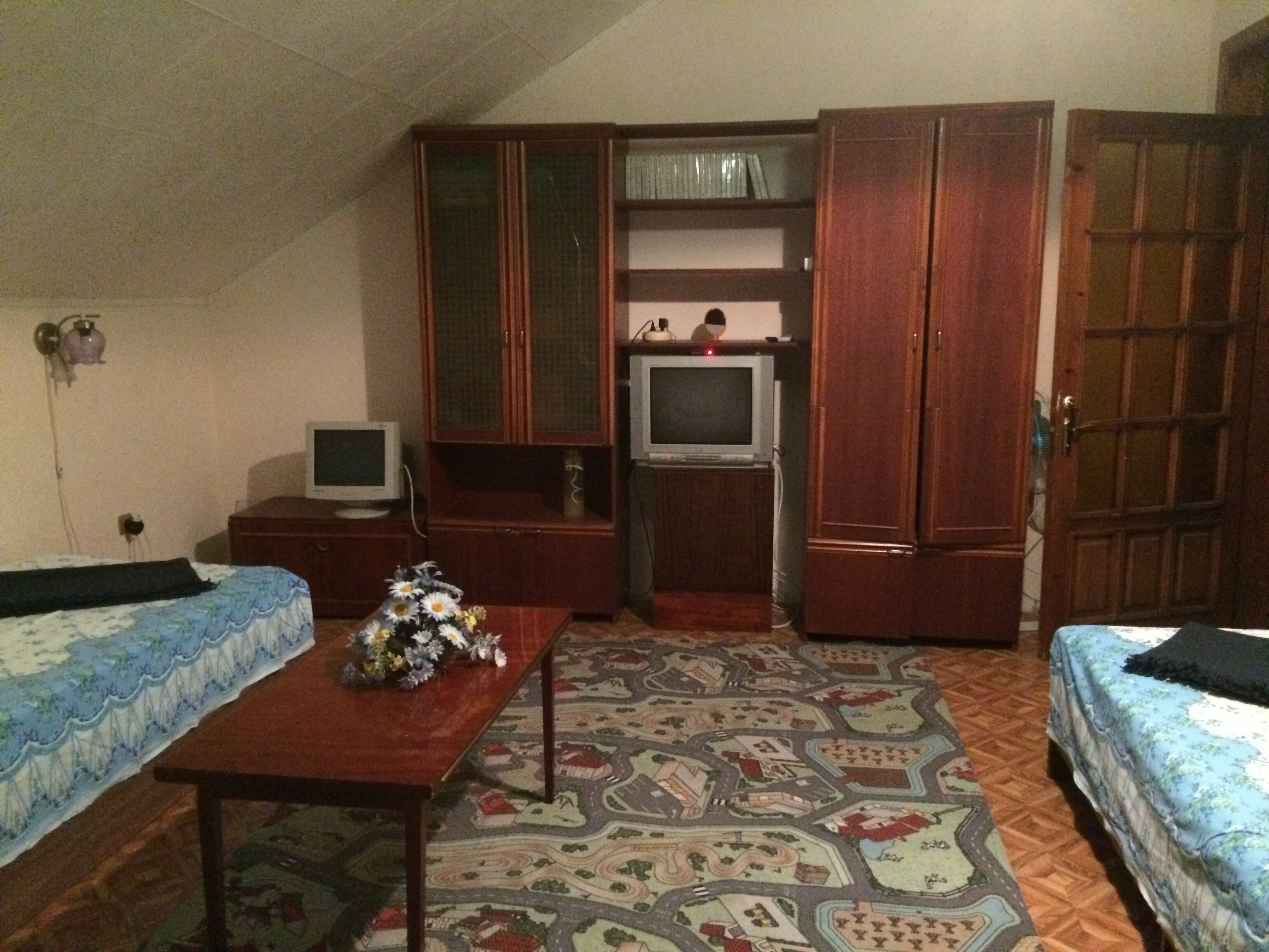 Четырехместный номер эконом-класса